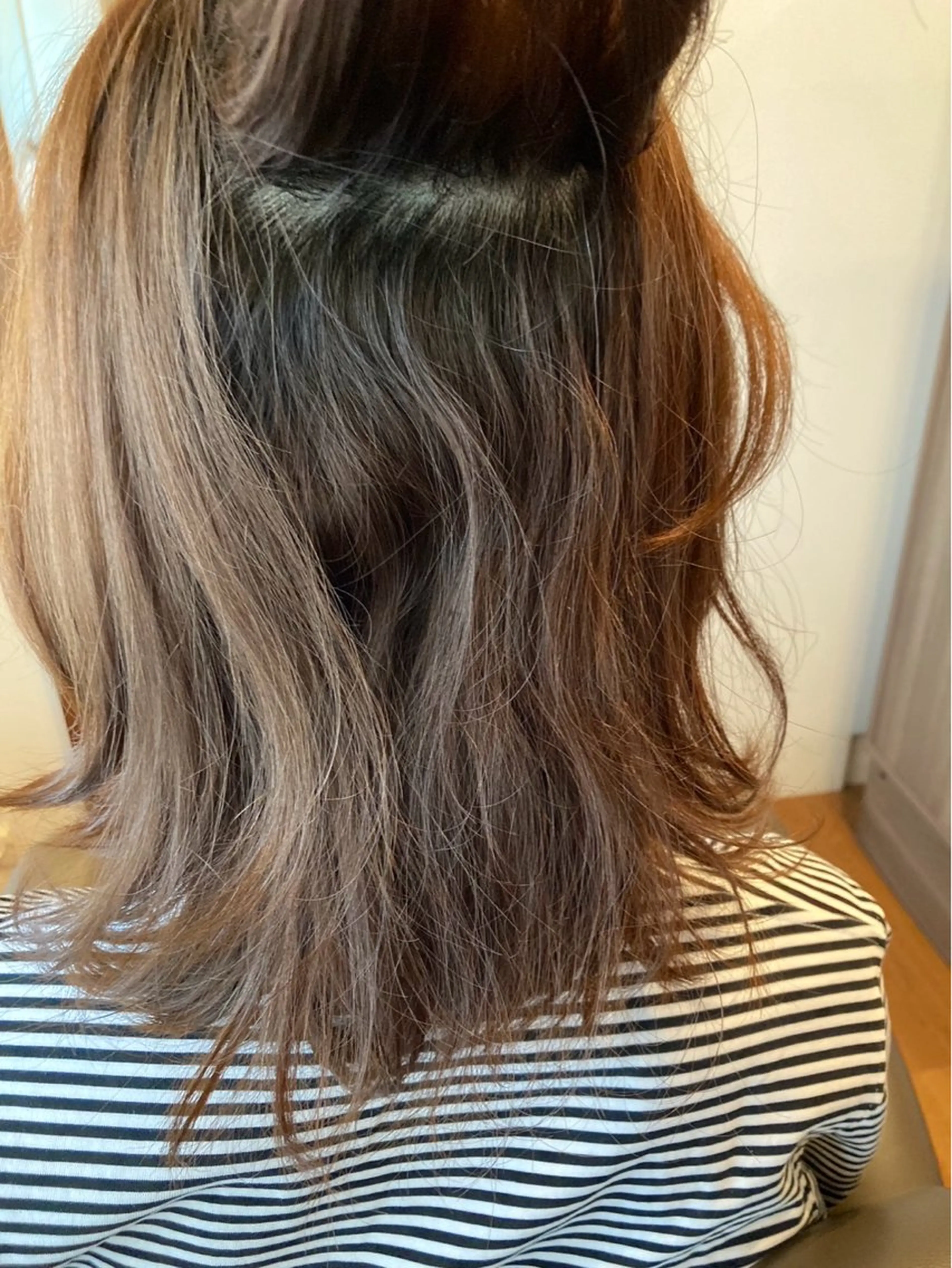 ミディアム ハイライト チエのヘアスタイル