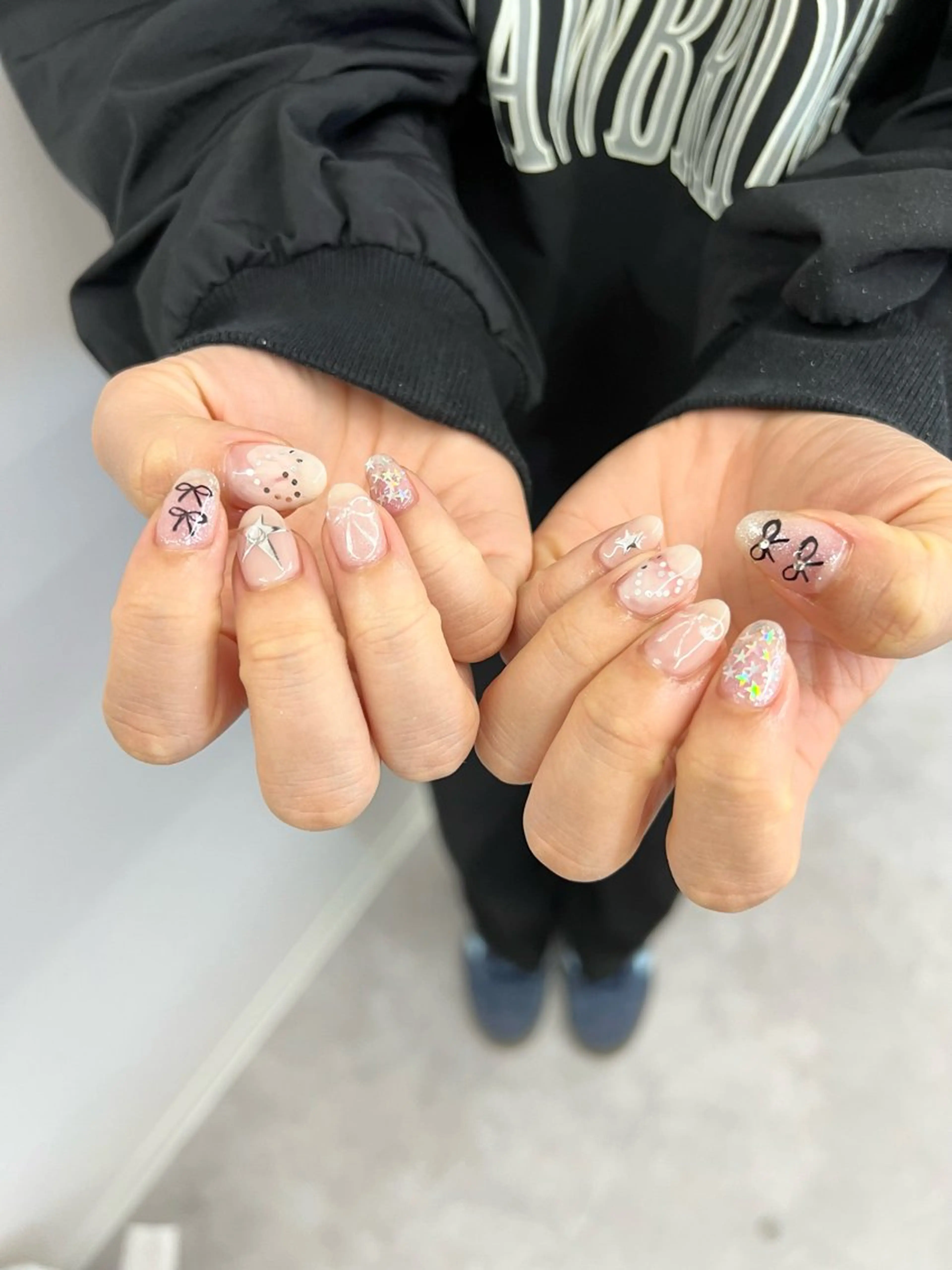 ネイル オーロラネイル ジェルネイル ハート パラジェル リボン ハンドネイル ハンドケア Bana_ Nailのネイルデザイン
