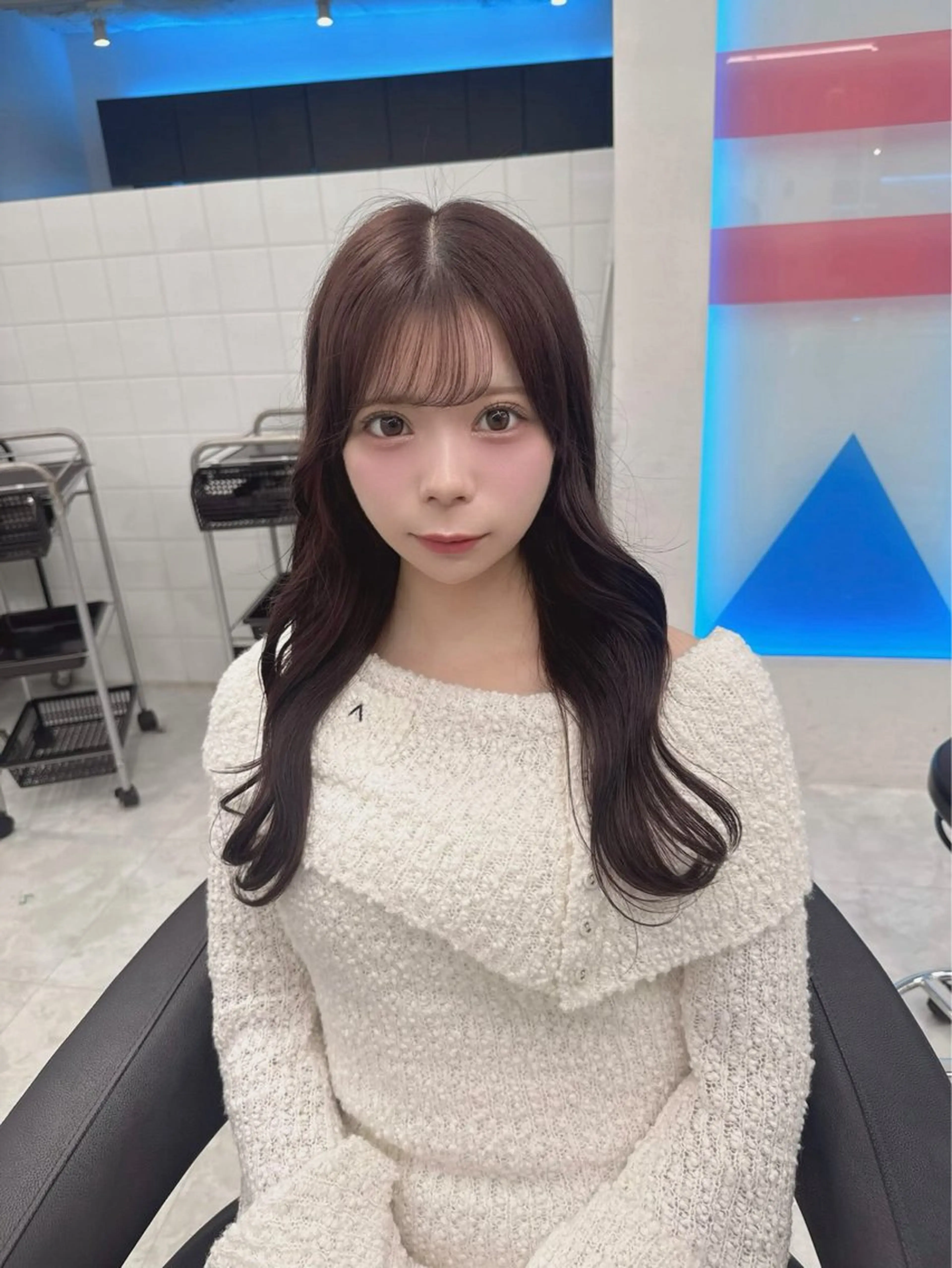 ロング カラー ヘアカラー ダメージレスハイ トーン💖kanonのヘアスタイル