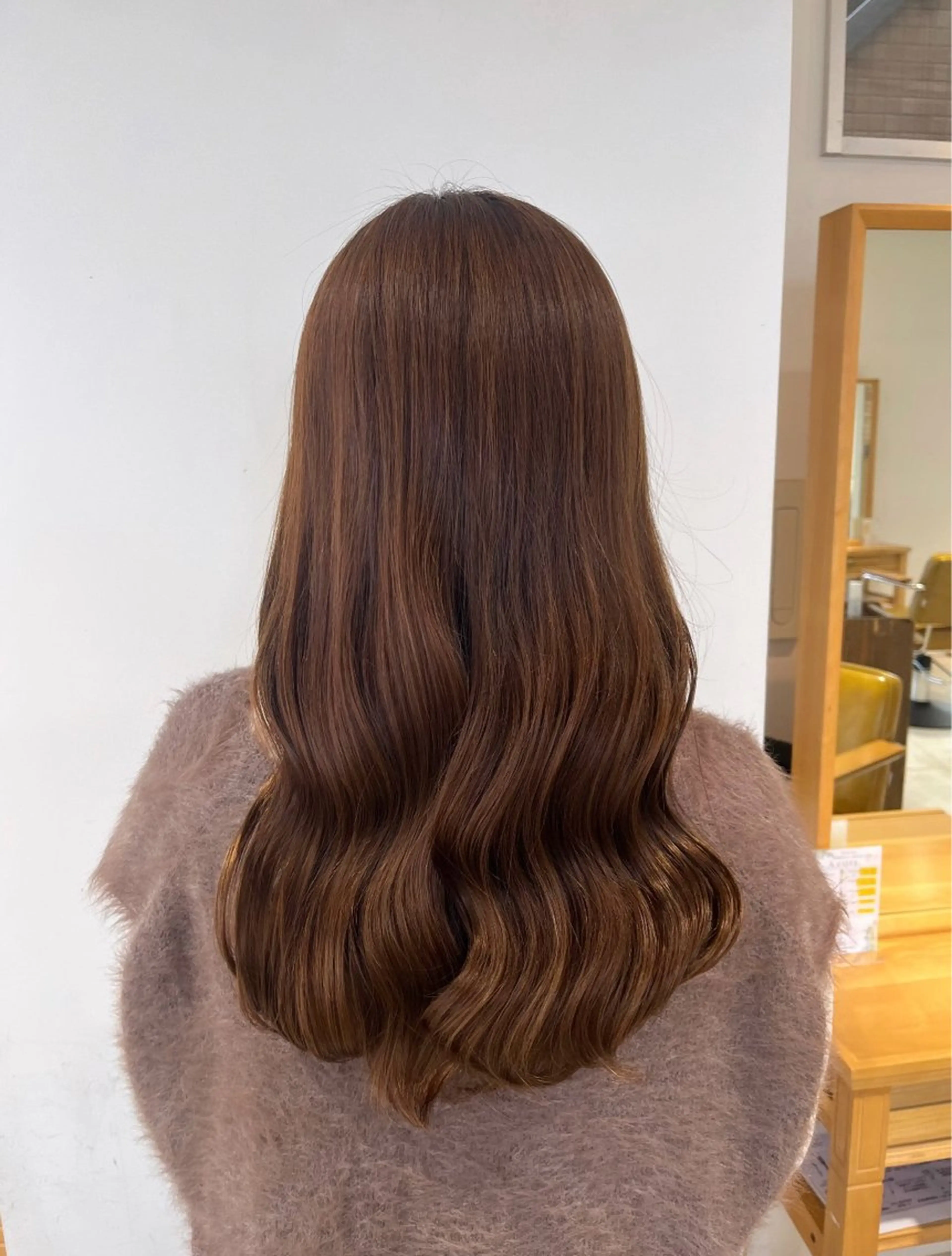 ロング ヘアカラー 和泉田 真白のヘアスタイル