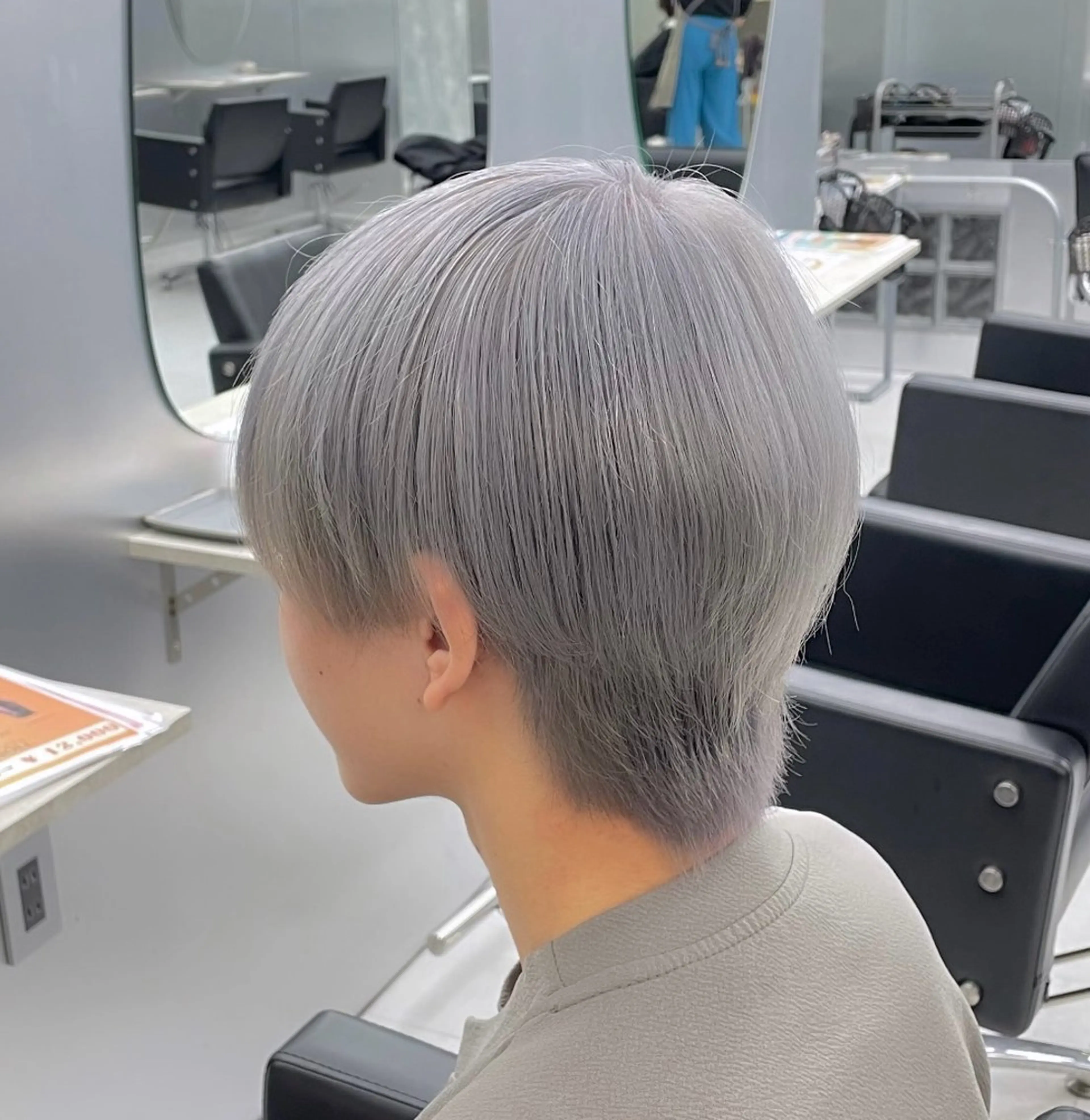 ショート カラー メンズ ヘアカラー トリートメント ʜᴀʀᴜᴋᴀ♱メンズ ウルフ/ブリーチのヘアスタイル