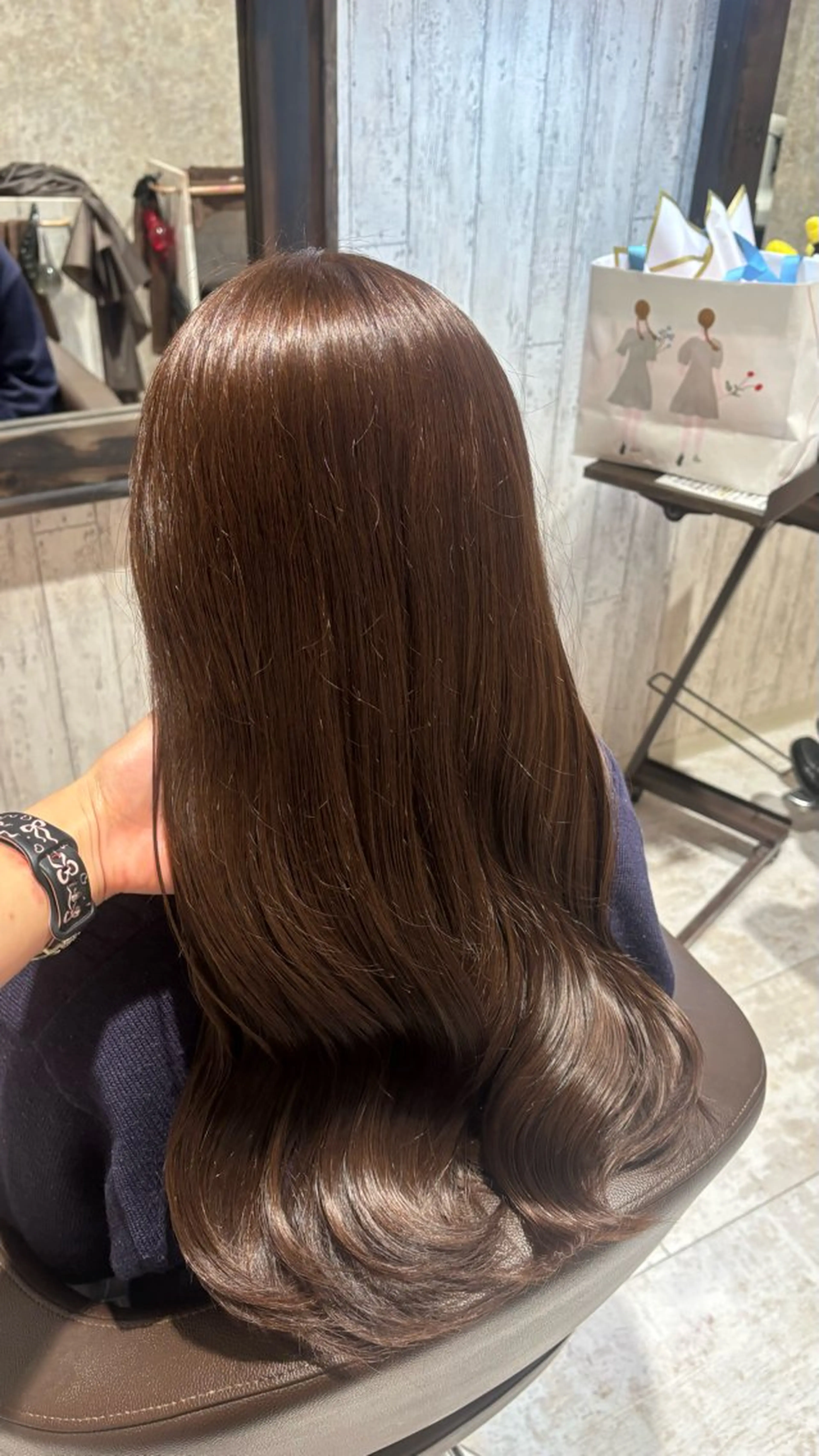 ロング ヘアカラー トリートメント 東田 さくらのヘアスタイル