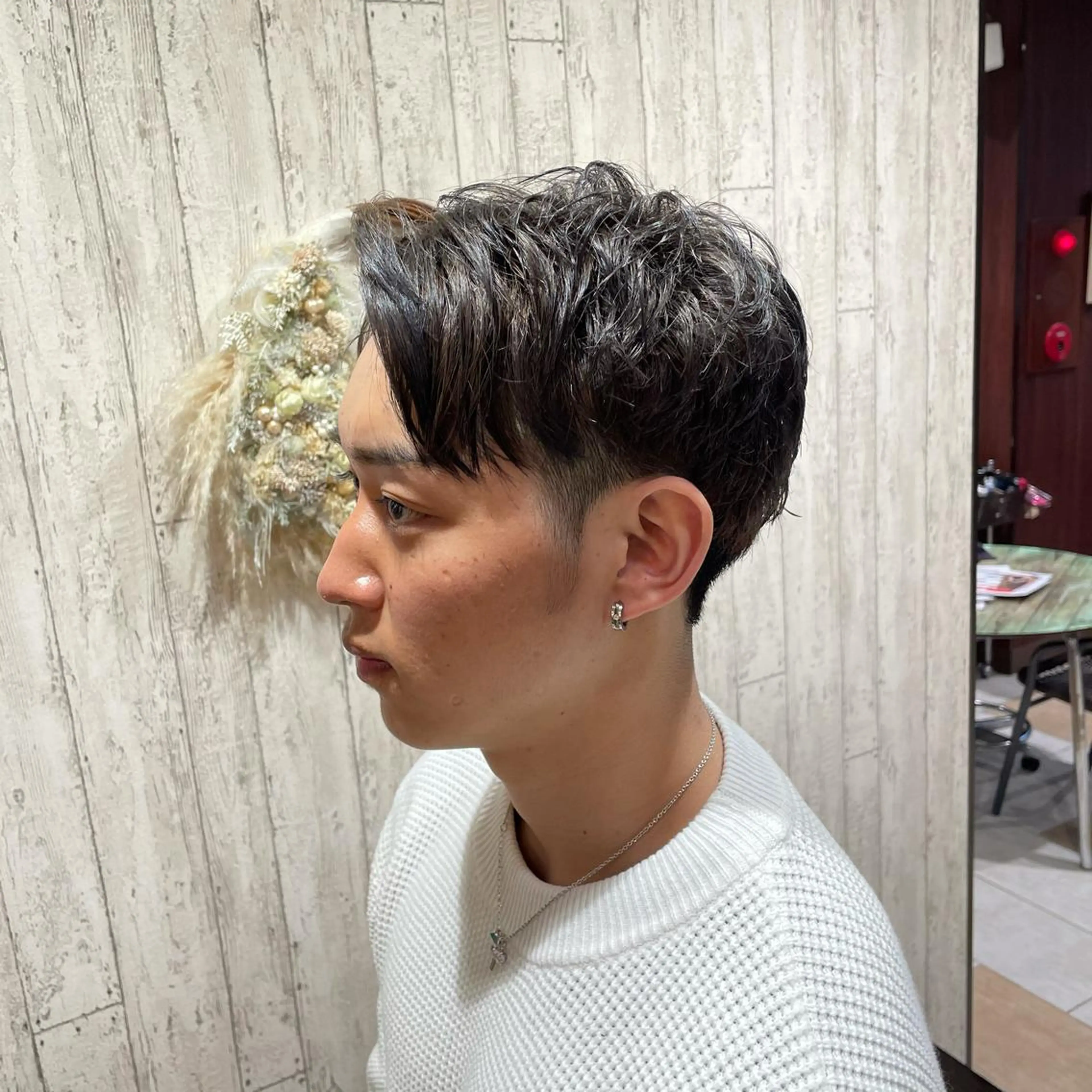 ショート カラー メンズ ツイスパ/メンズ特化 🦋𝑺𝑶𝑵𝑬のヘアスタイル