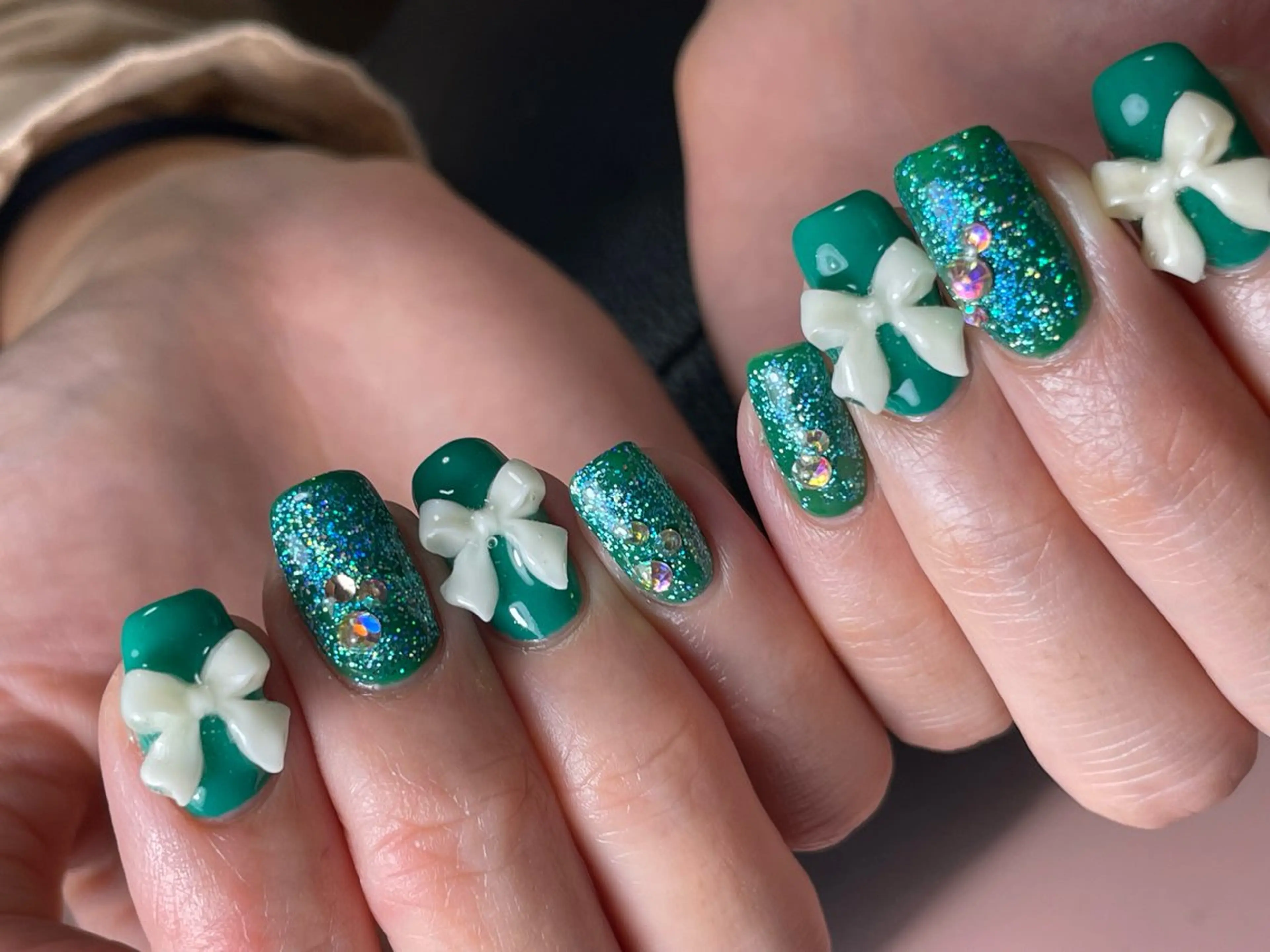 ネイル リボン Chong Sarangのネイルデザイン