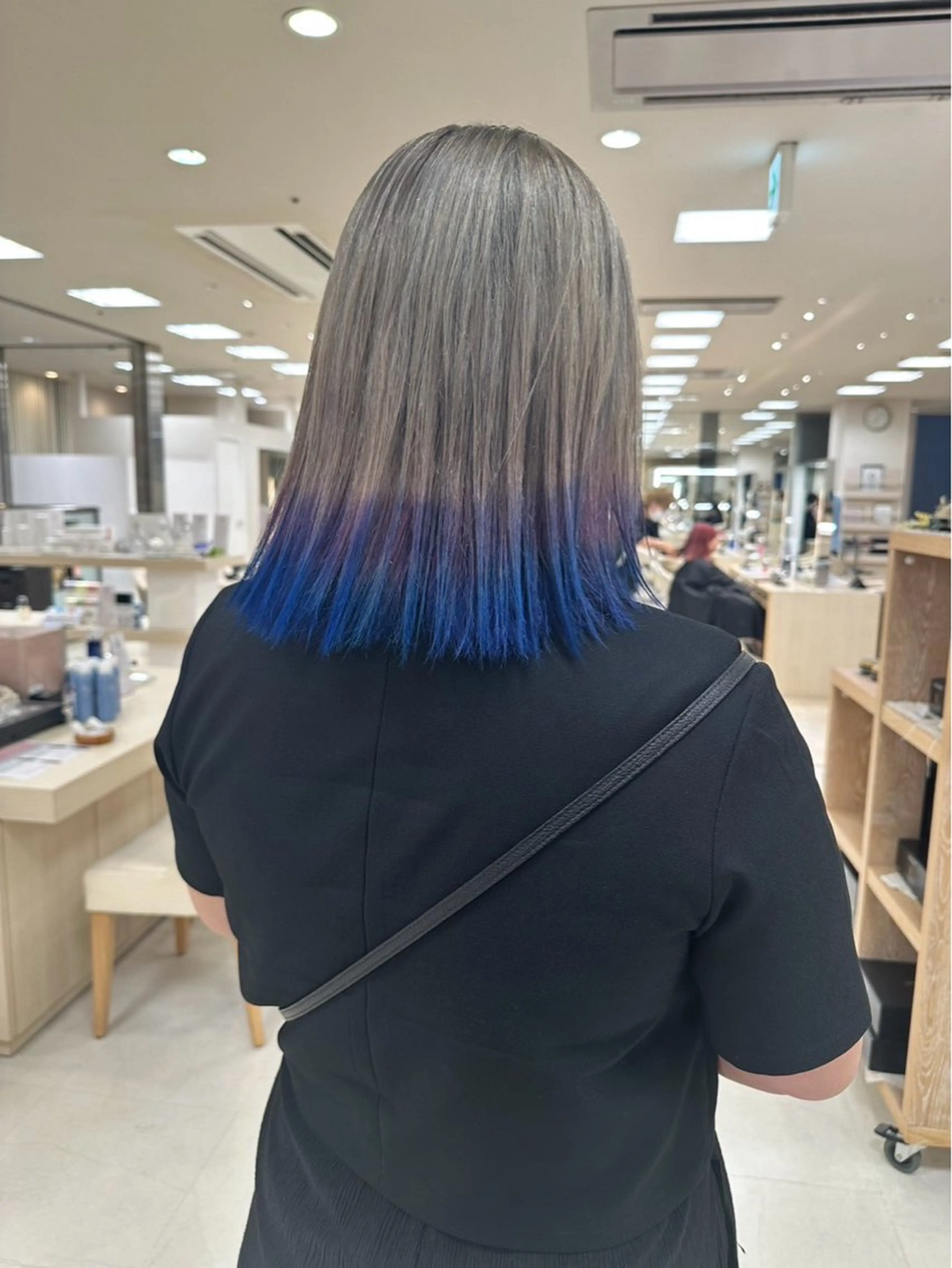 ミディアム カラー ヘアカラー トリートメント ヘアセット ハイトーン/ウルフ /レイヤー/坂野幸伸のヘアスタイル