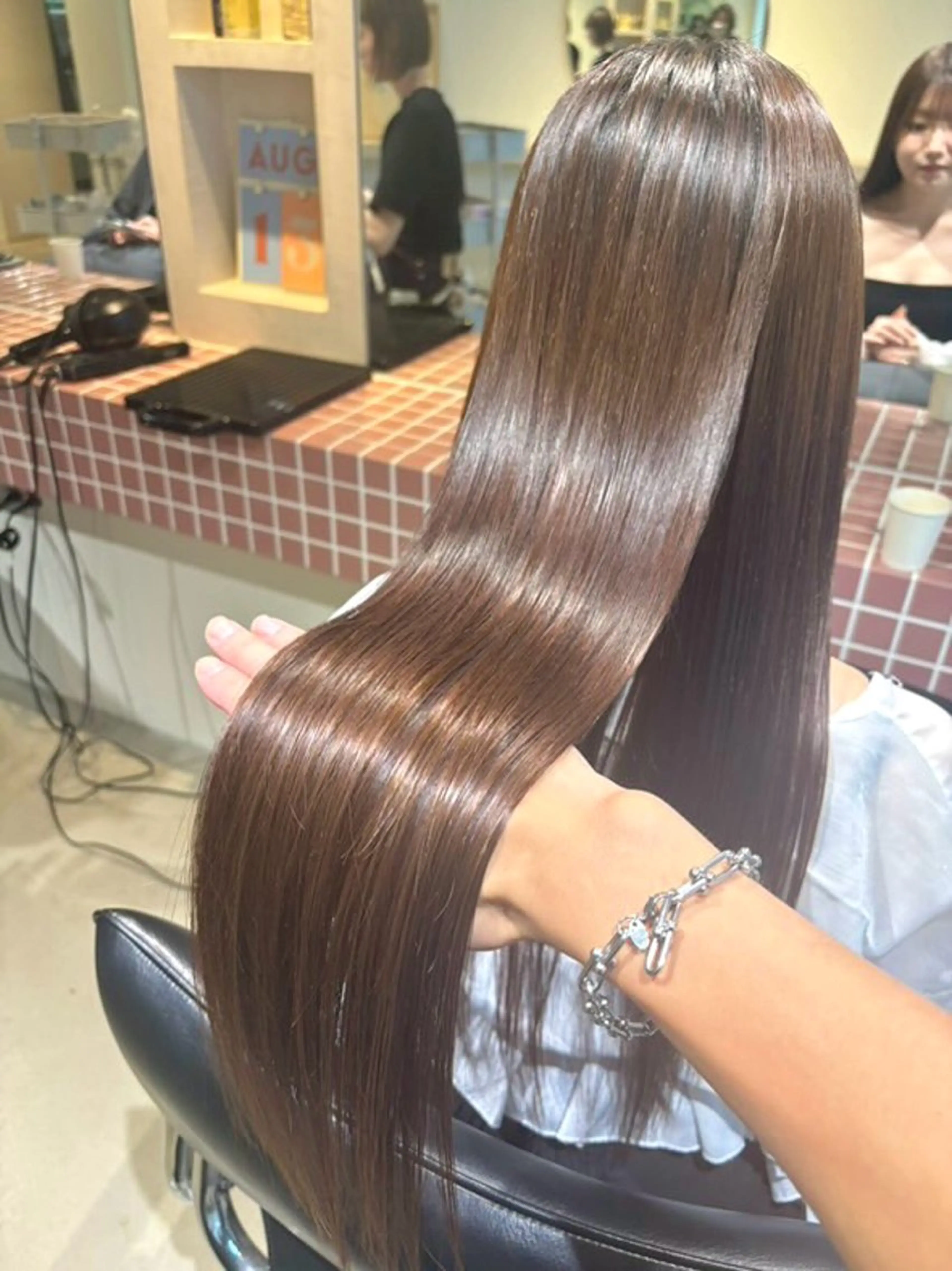 ロング 切りっぱなしボブ ショートボブ アッシュ ボブ ハイライト 髪質改善マスター 長尾勇弥/梅田中津のヘアスタイル