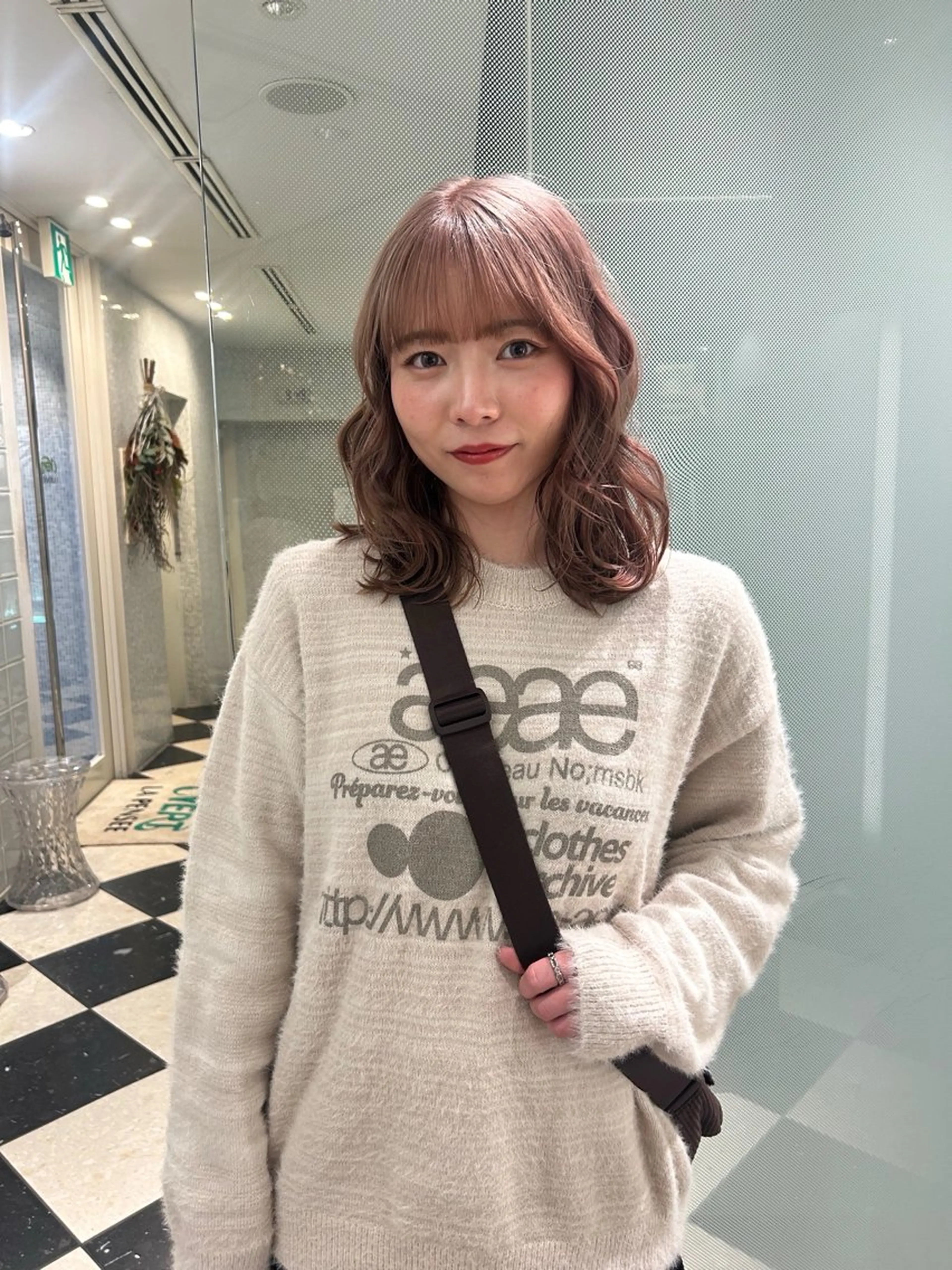 🩰ケアブリーチカラー＋オージュアトリートメント　（ロング料金有）の写真