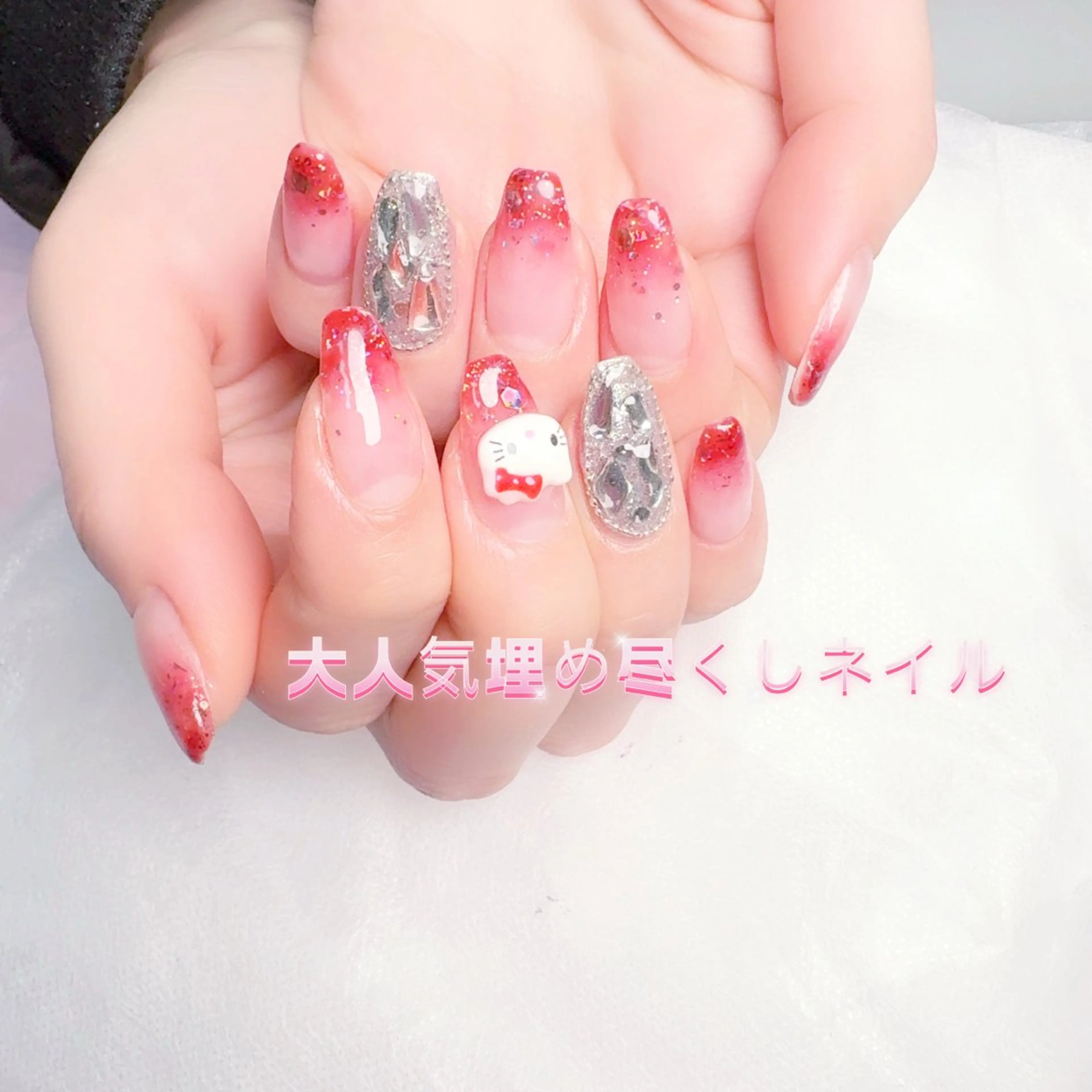 ネイル pink ladyサロン所属・べ にのネイルデザイン