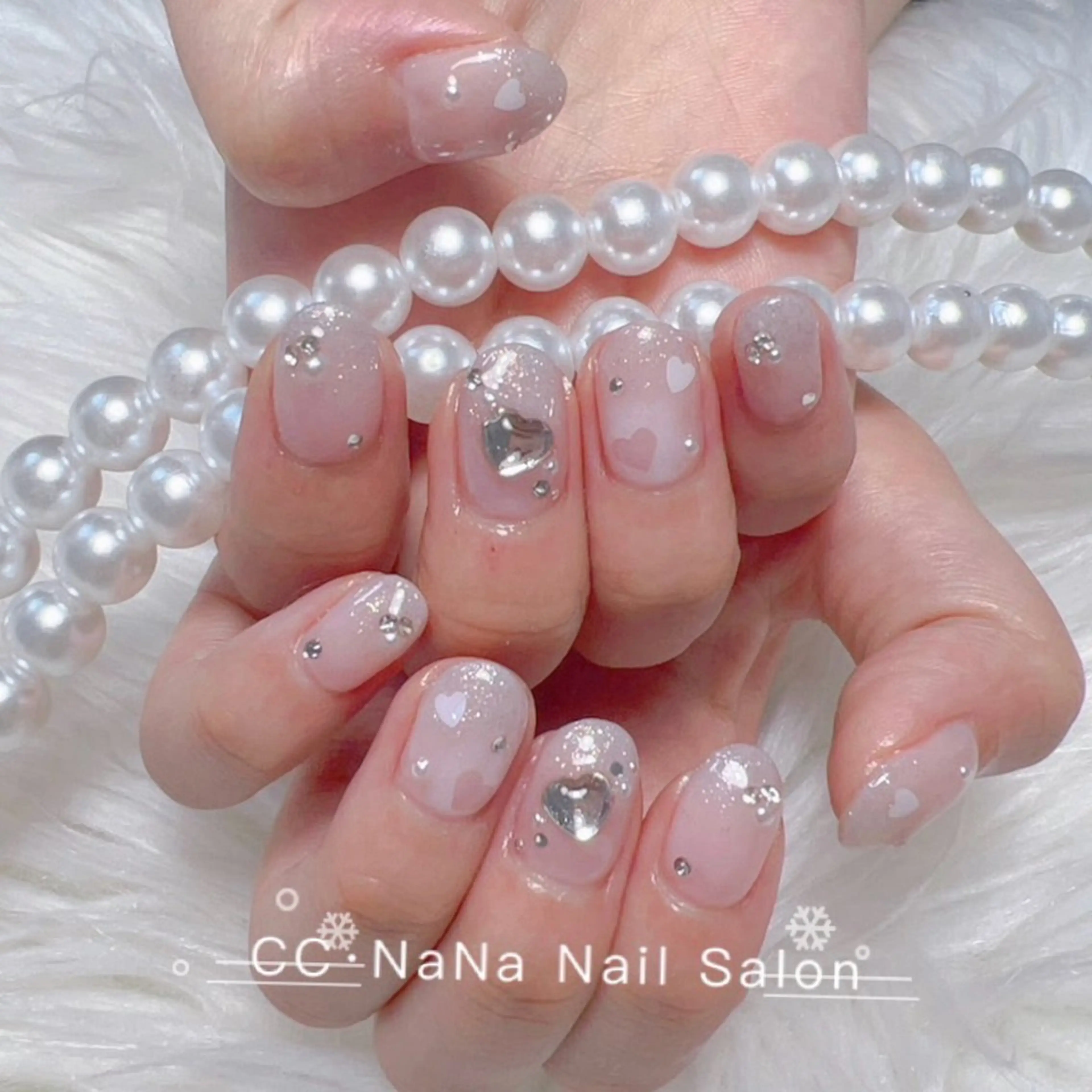 ネイル チークネイル フラッシュネイル ハート キラキラネイル 韓国ネイル ハンドネイル 💎CC・NaNa 韓国風ネイル🌙Cのネイルデザイン