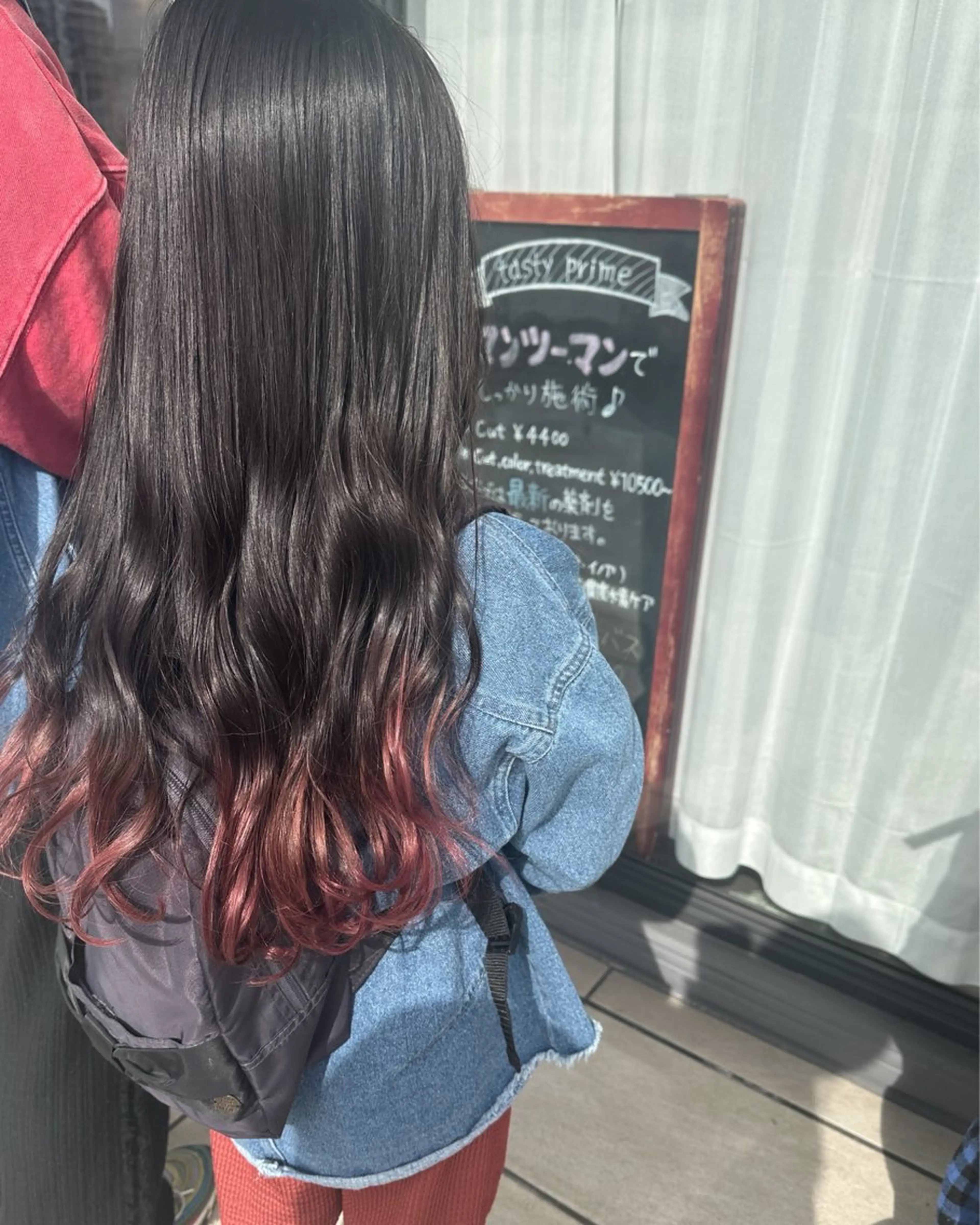 セミロング 峯 志帆のヘアスタイル
