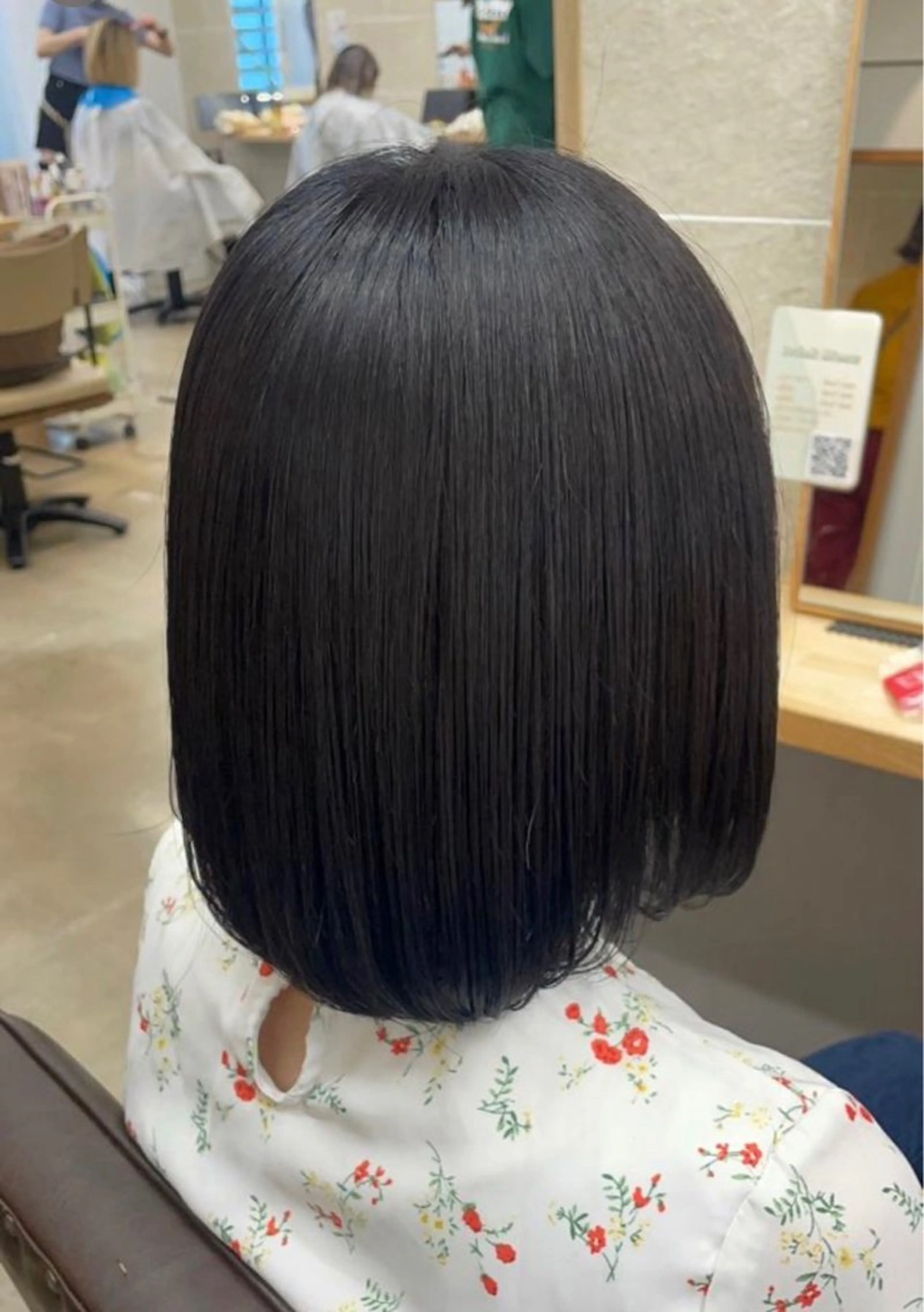 ミディアム レイヤー・カット✂️ 透明感カラーこうたのヘアスタイル