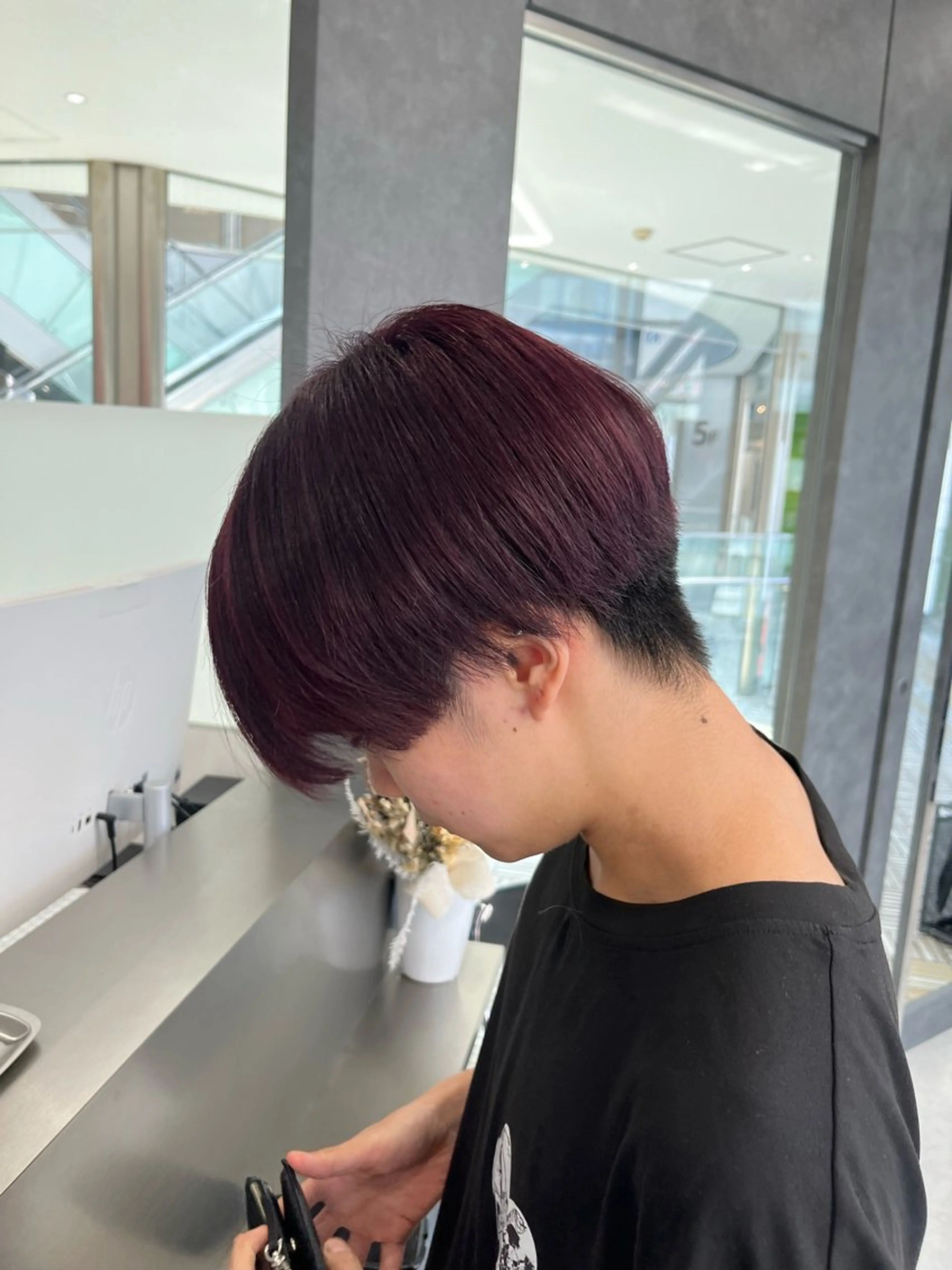 ショート カラー ブリーチ 透明感カラー ハイトーンカラー レッドカラー 韓国風ヘア ヘアカラー トリートメント ヘアセット 韓国ヘア🖤/透明感 shihoのヘアスタイル