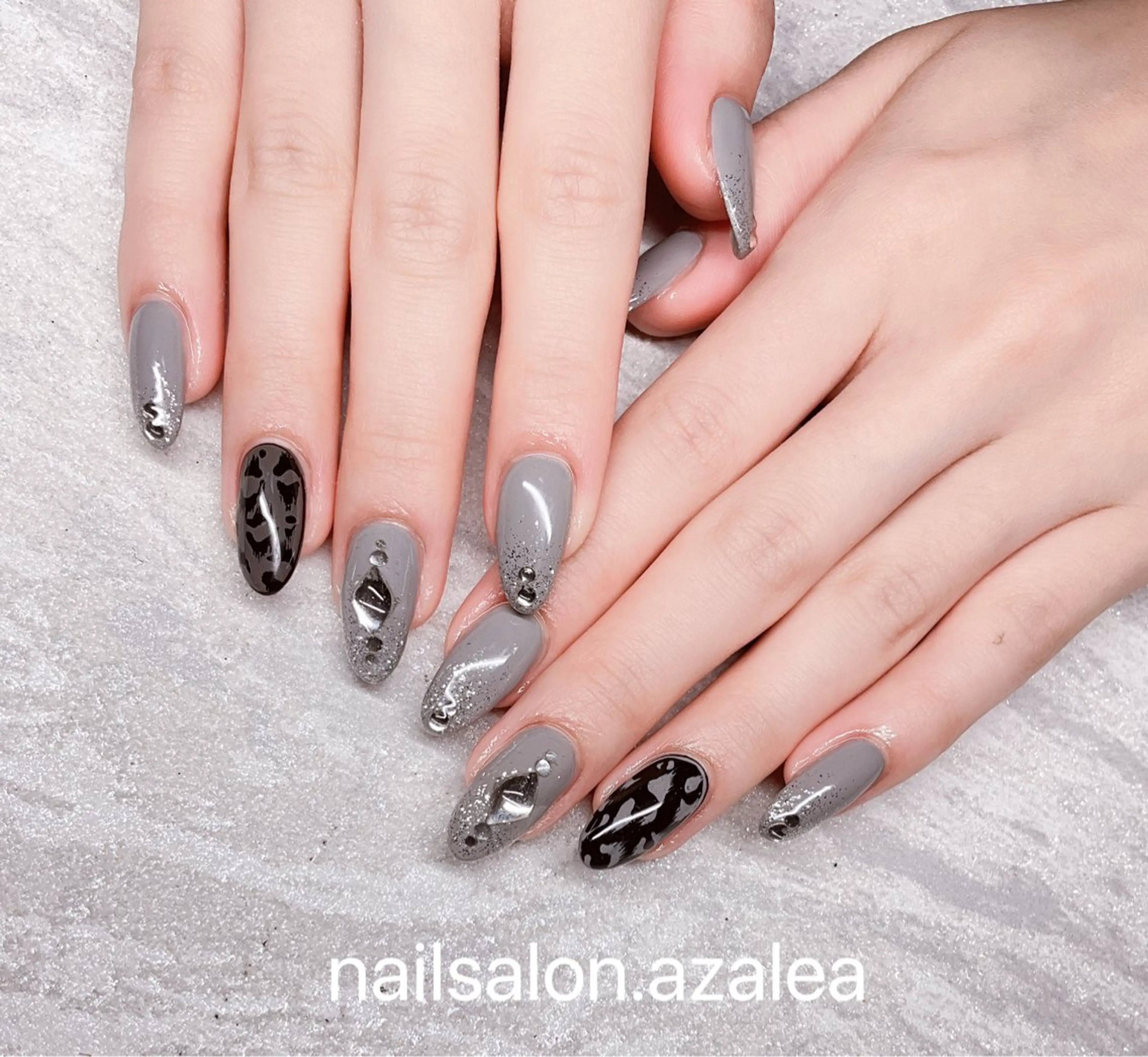 ネイル ハンドネイル R inのネイルデザイン