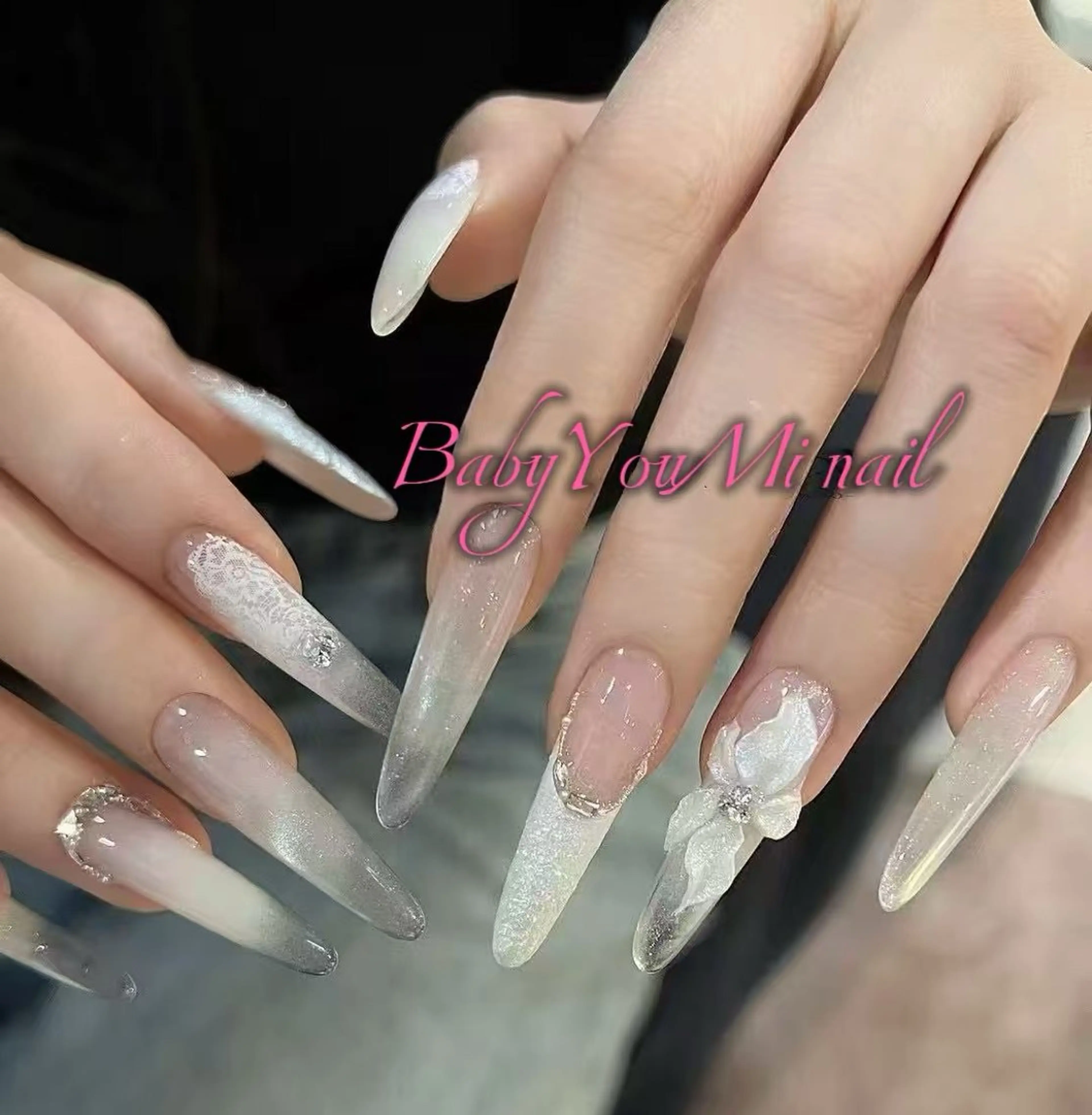 ネイル オーロラネイル フラワーネイル フットネイル フレンチネイル ジェルネイル ハンドネイル BabyYouMi nailのネイルデザイン