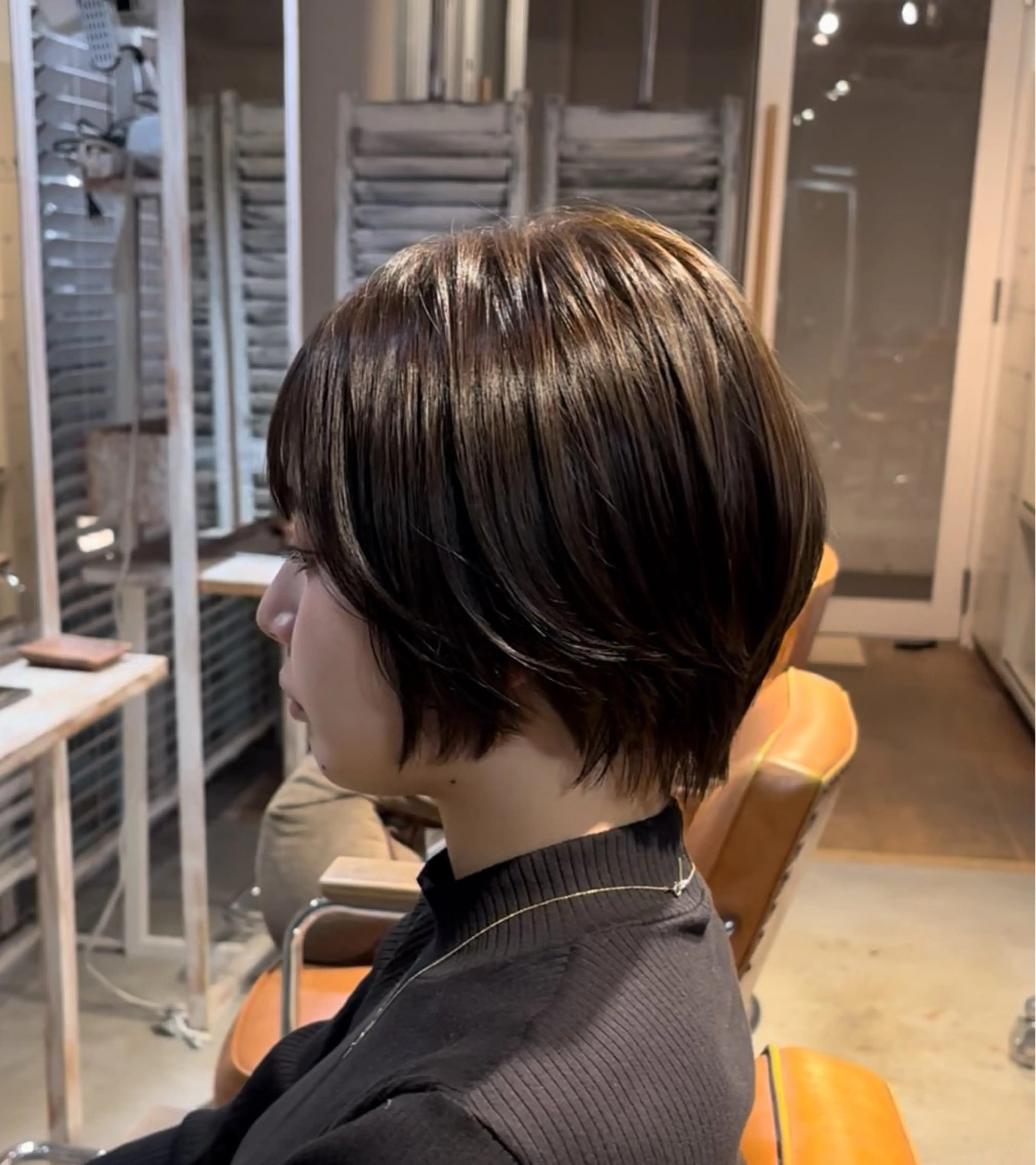 ショート レイヤーカット KAEのヘアスタイル