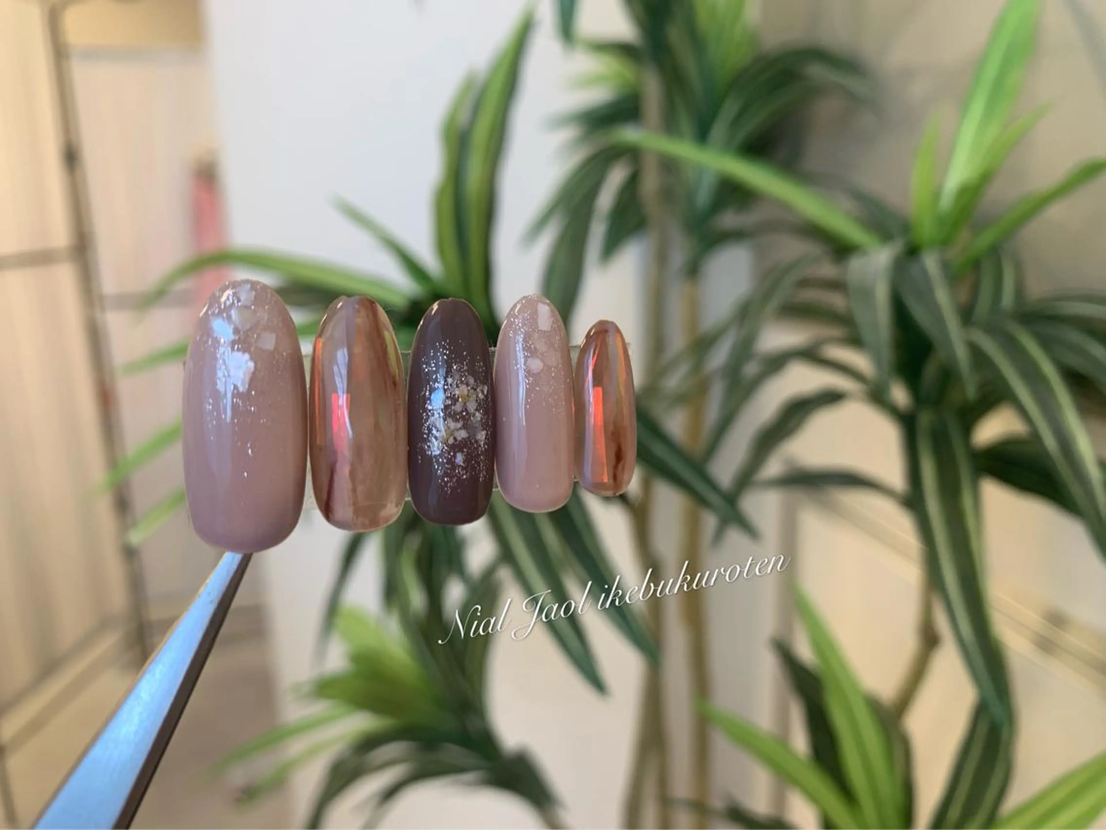 ミディアム nail jaol池袋店所属・ネイルJaol 池袋のネイルデザイン