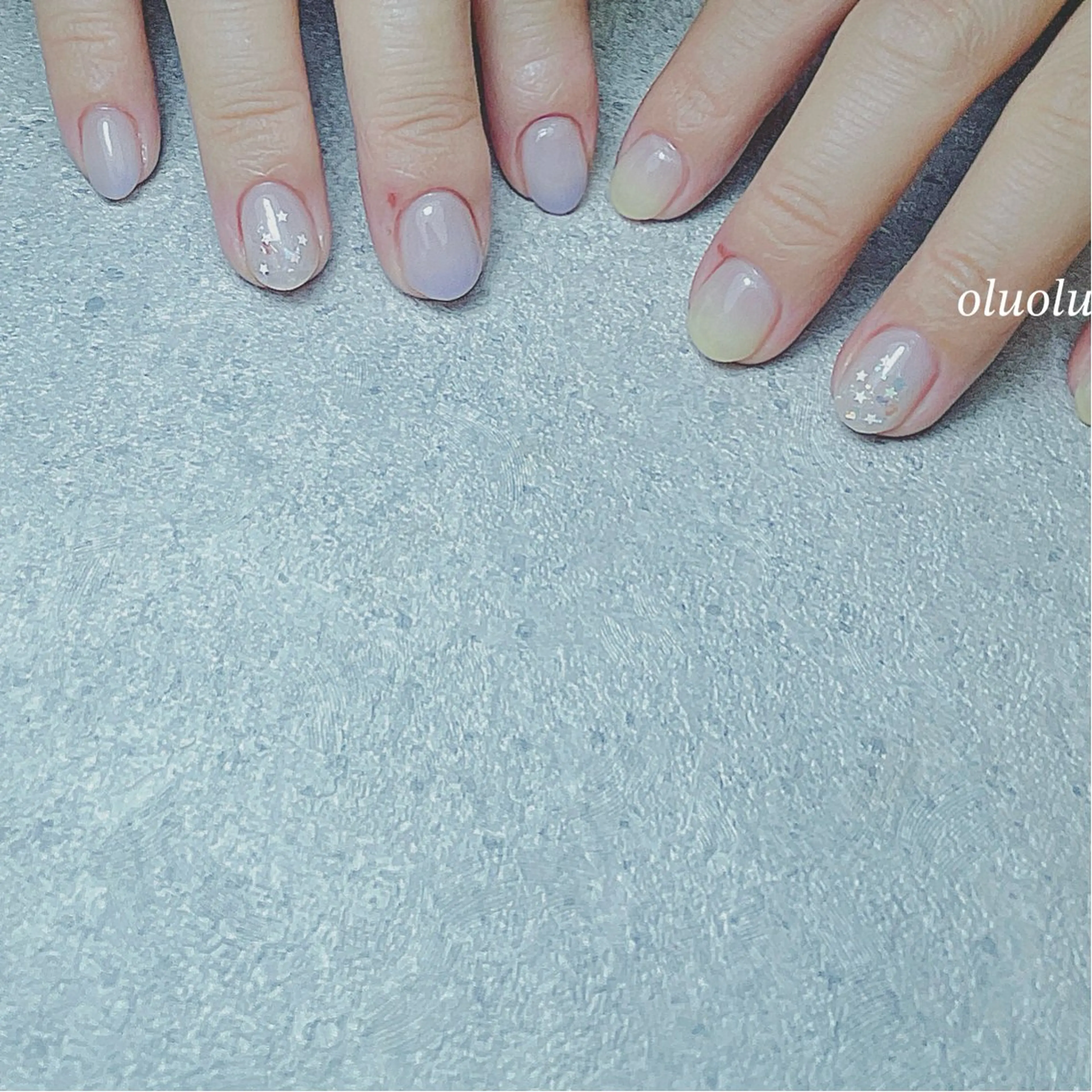 ネイル アートネイル オーロラネイル グラデーション ショートネイル ハンドネイル 大村 紬華のネイルデザイン