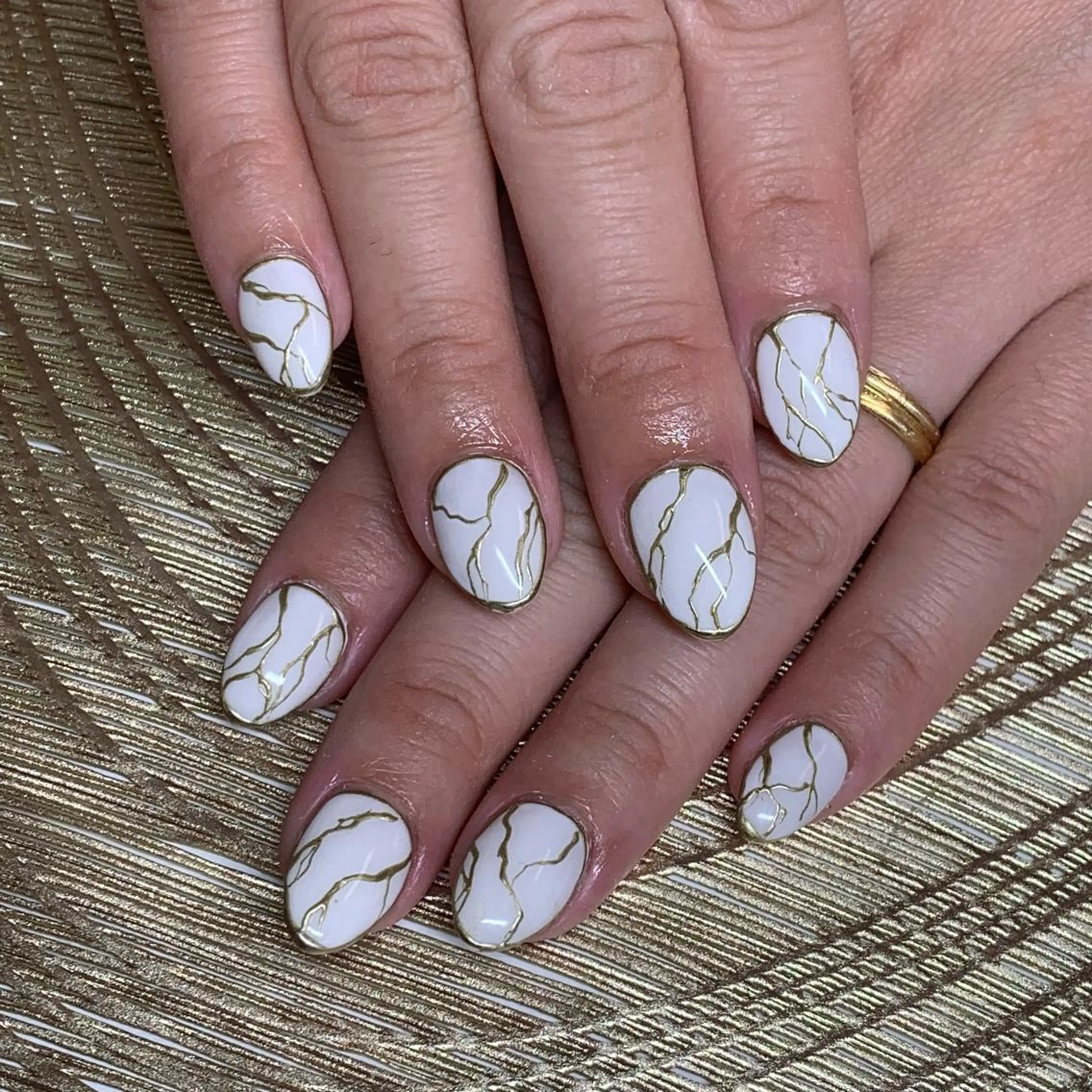 ネイル καρδιά -ｶﾙﾃﾞｨｱ-のネイルデザイン