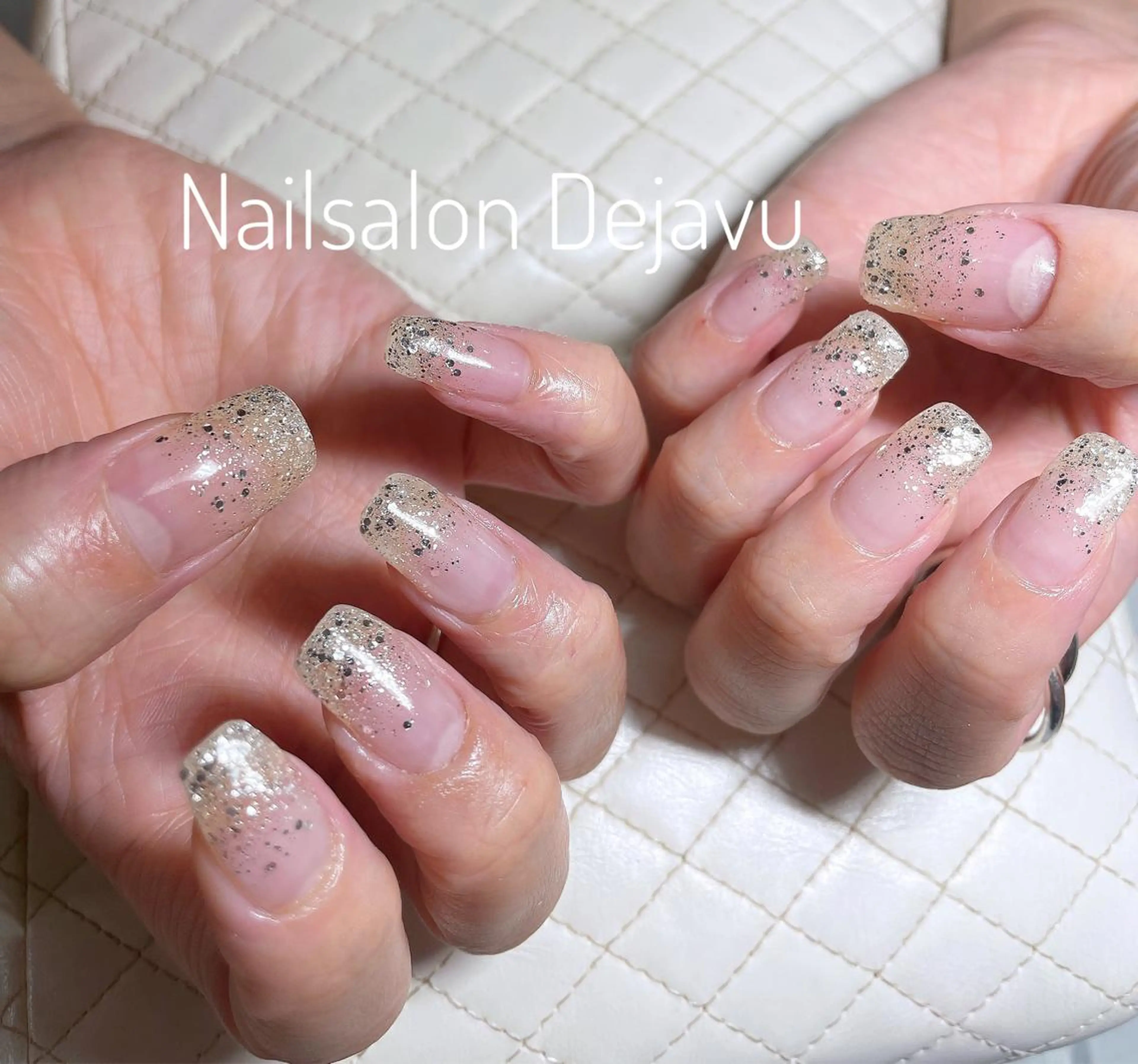ネイル アートネイル ジェルネイル グラデーション ラメ(グリッター) ラメグラデーション ハンドネイル Nail salon Dejavu 🌿のネイルデザイン