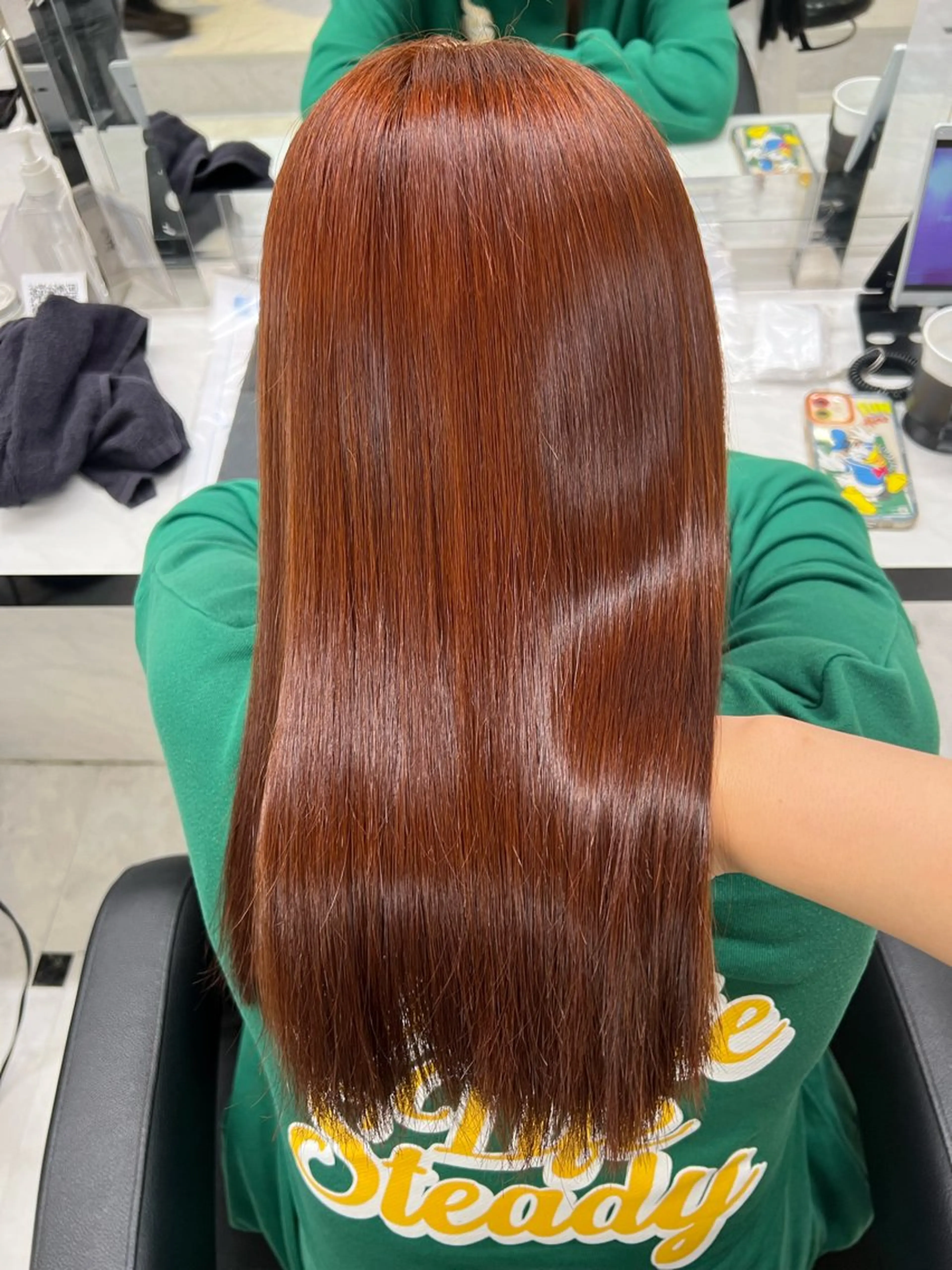 ロング カラー オレンジ届けます🦊 HARUNEのヘアスタイル