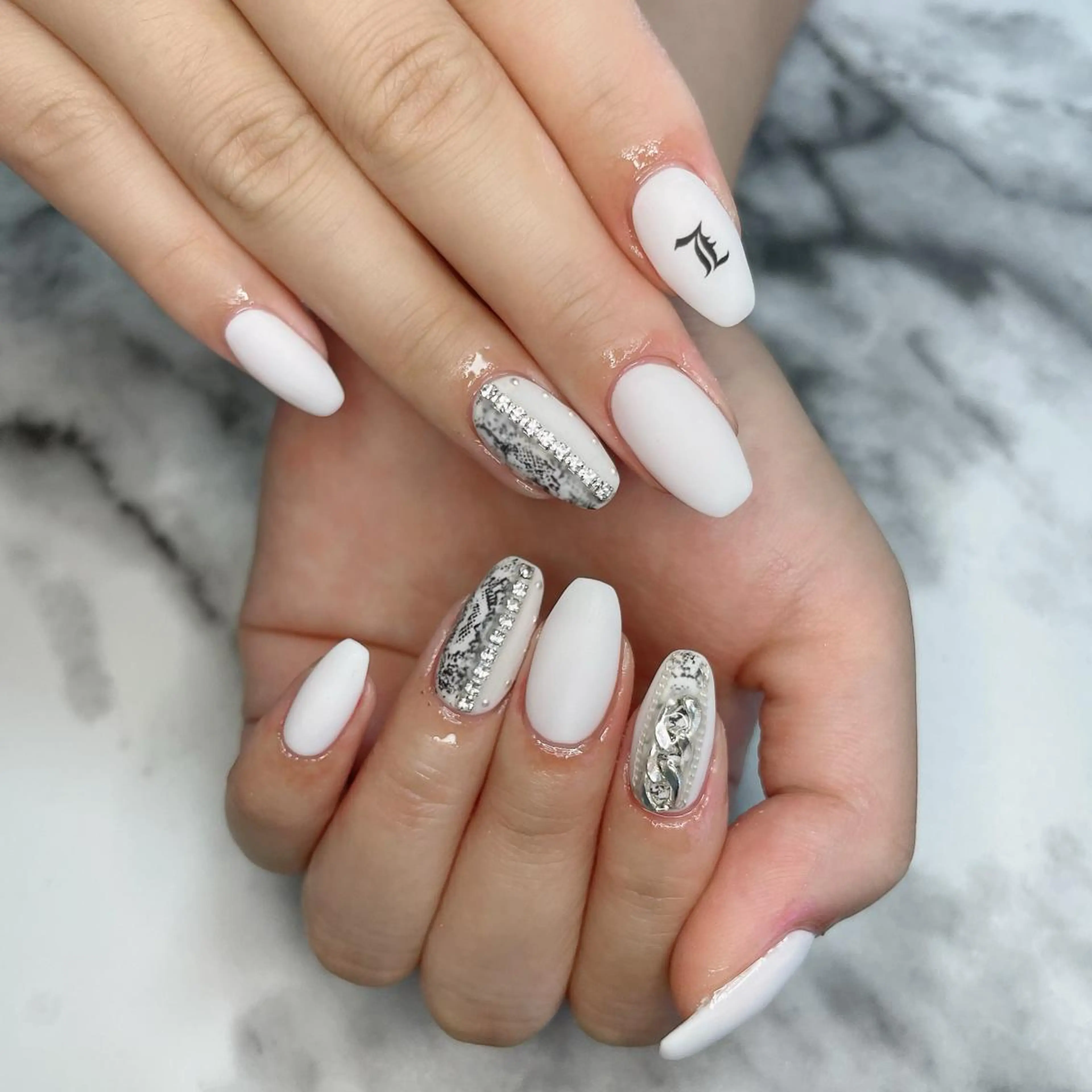 ネイル ハンドネイル salon de belnetta所属・Kayo 💅のネイルデザイン