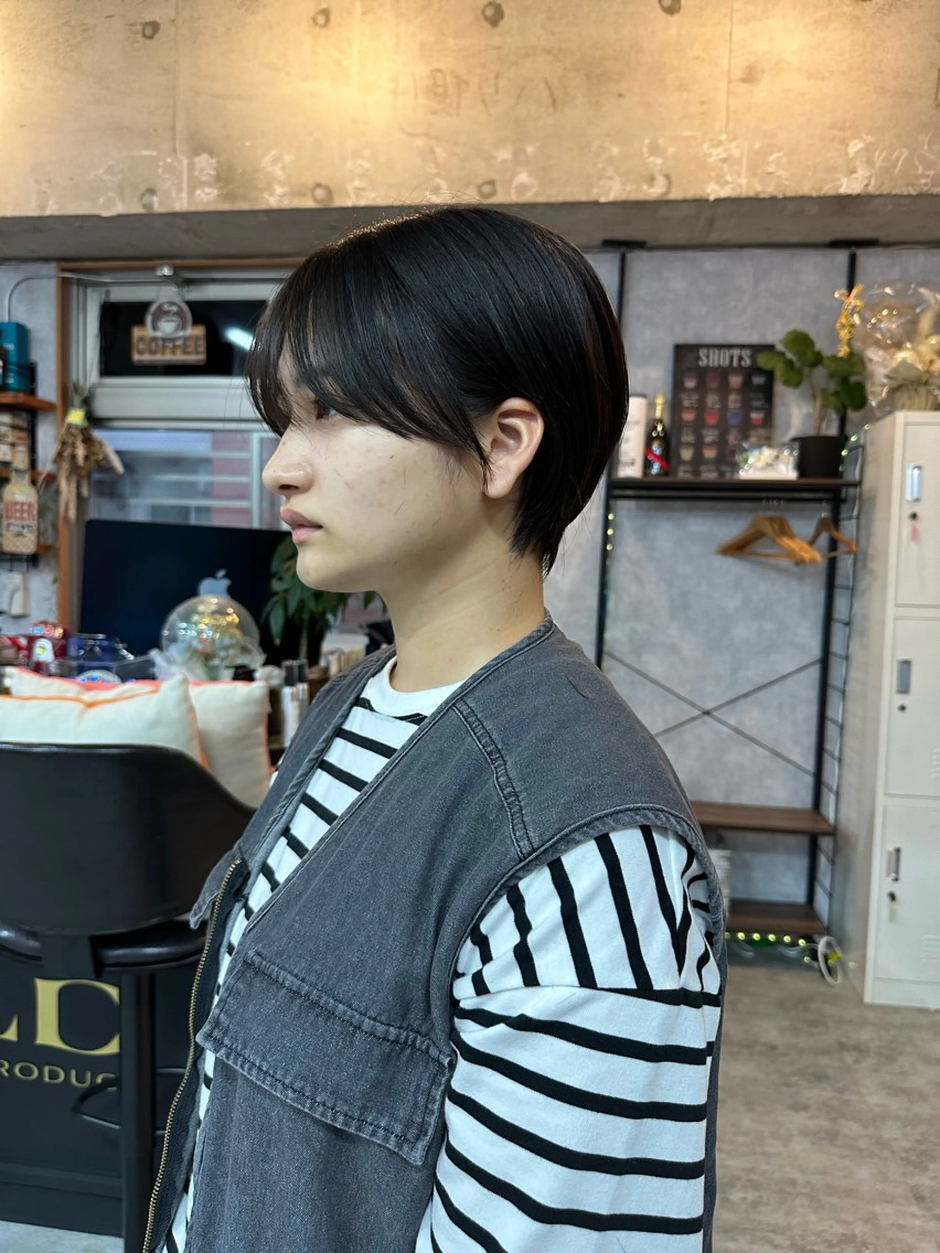 ショート 切りっぱなしボブ ショートボブ ハンサムショート 丸みショート ボブ モテ髪/ボブ/ショー ト/アダチフウトのヘアスタイル