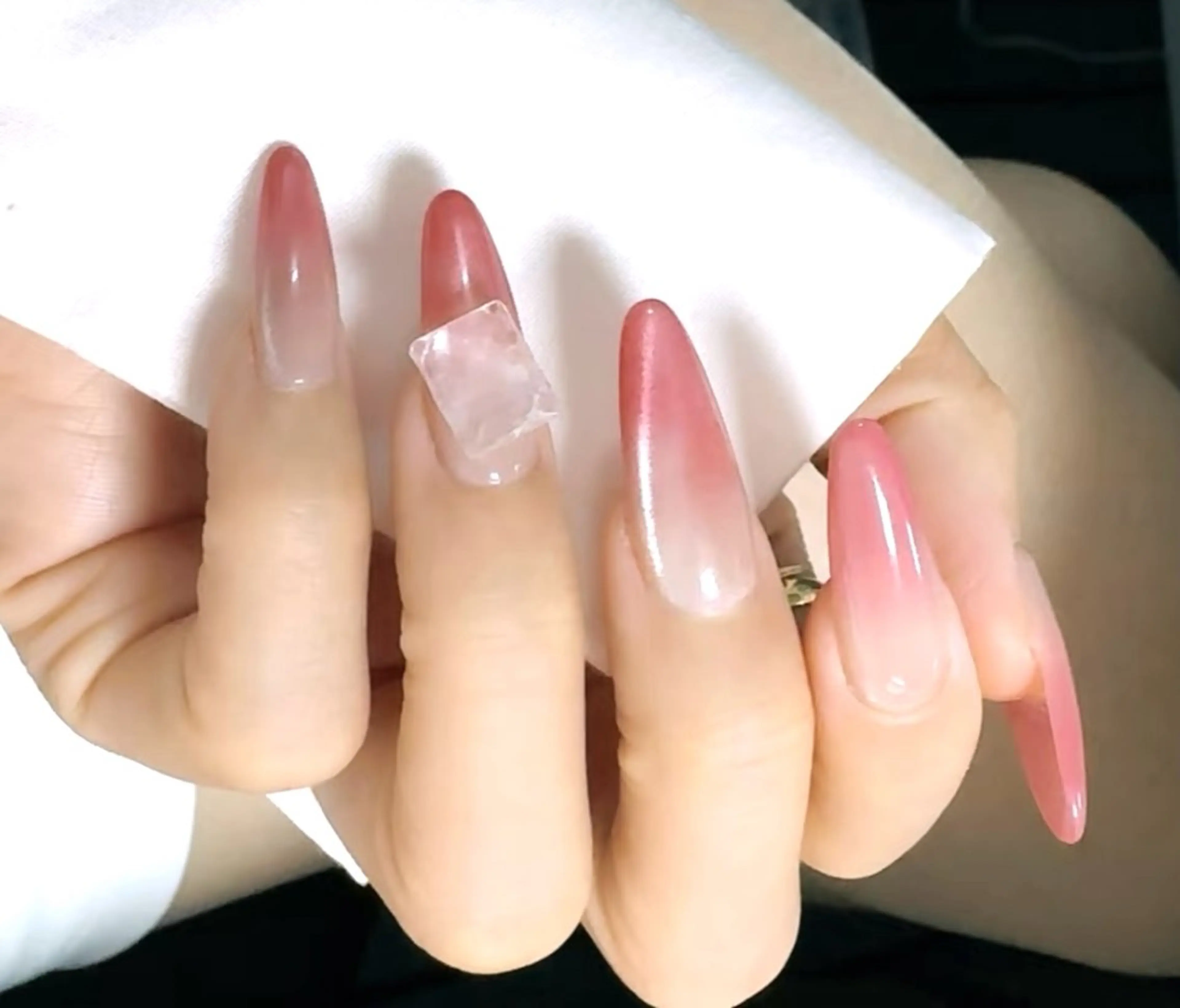 ネイル ハンドネイル ハンドケア queen nailのネイルデザイン