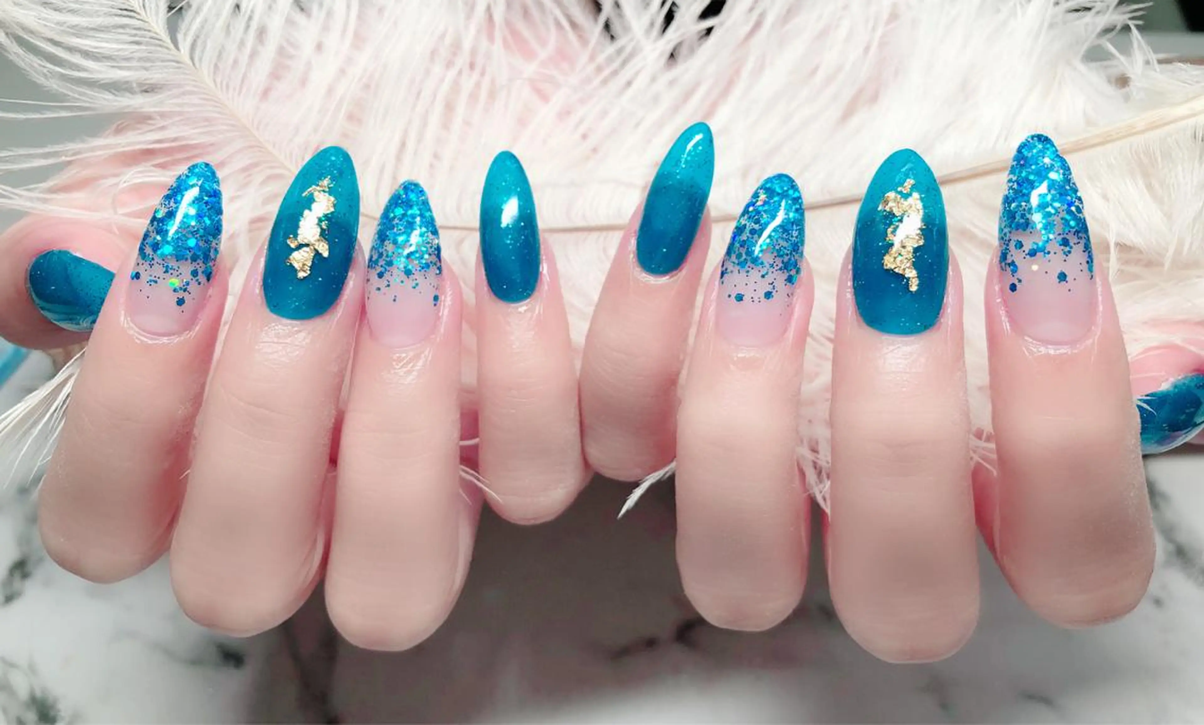 ネイル マジック ミラーのネイルデザイン