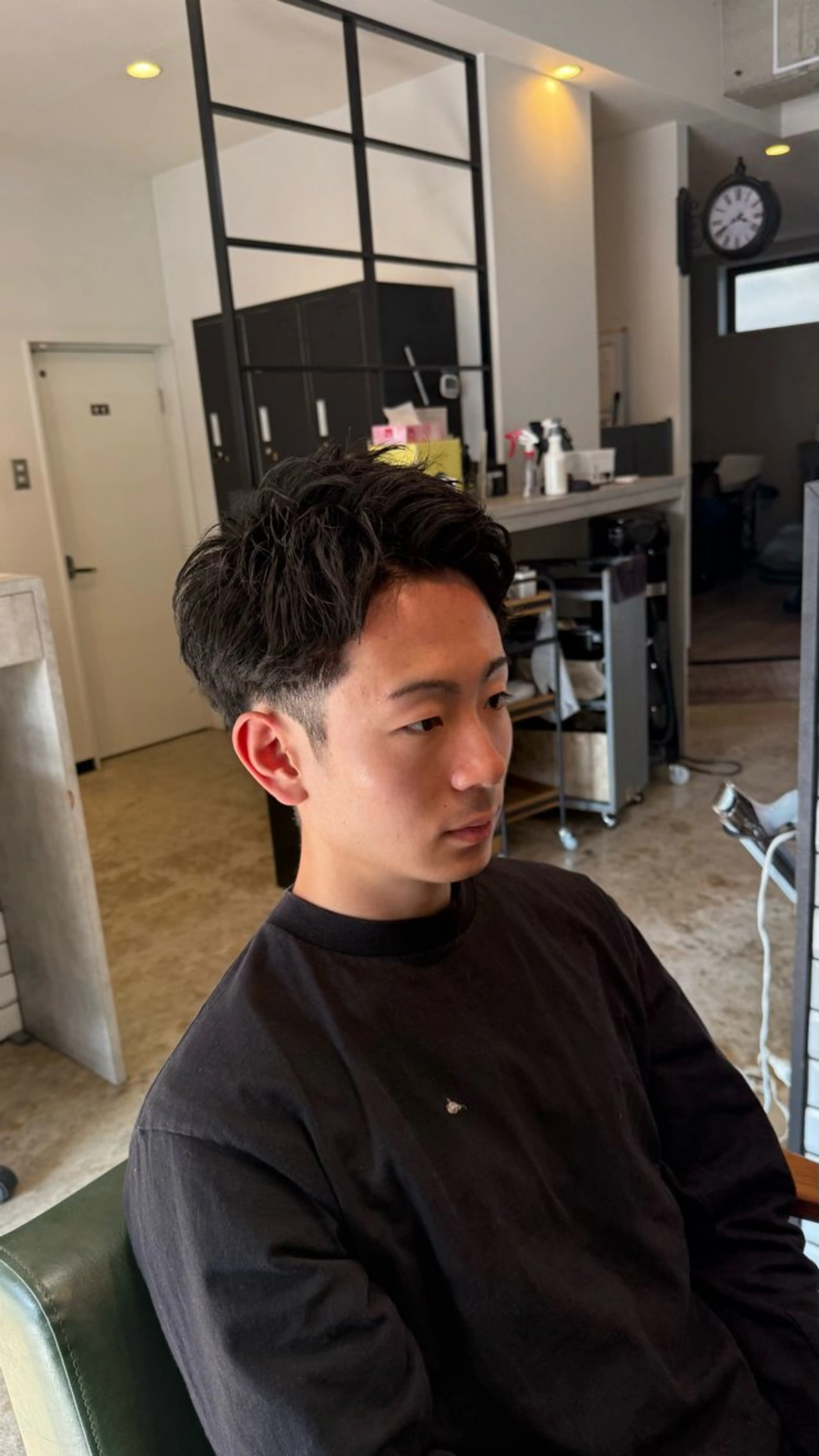 ショート パーマ メンズ アップバング メンズパーマ メンズ専門 Ryukiのヘアスタイル
