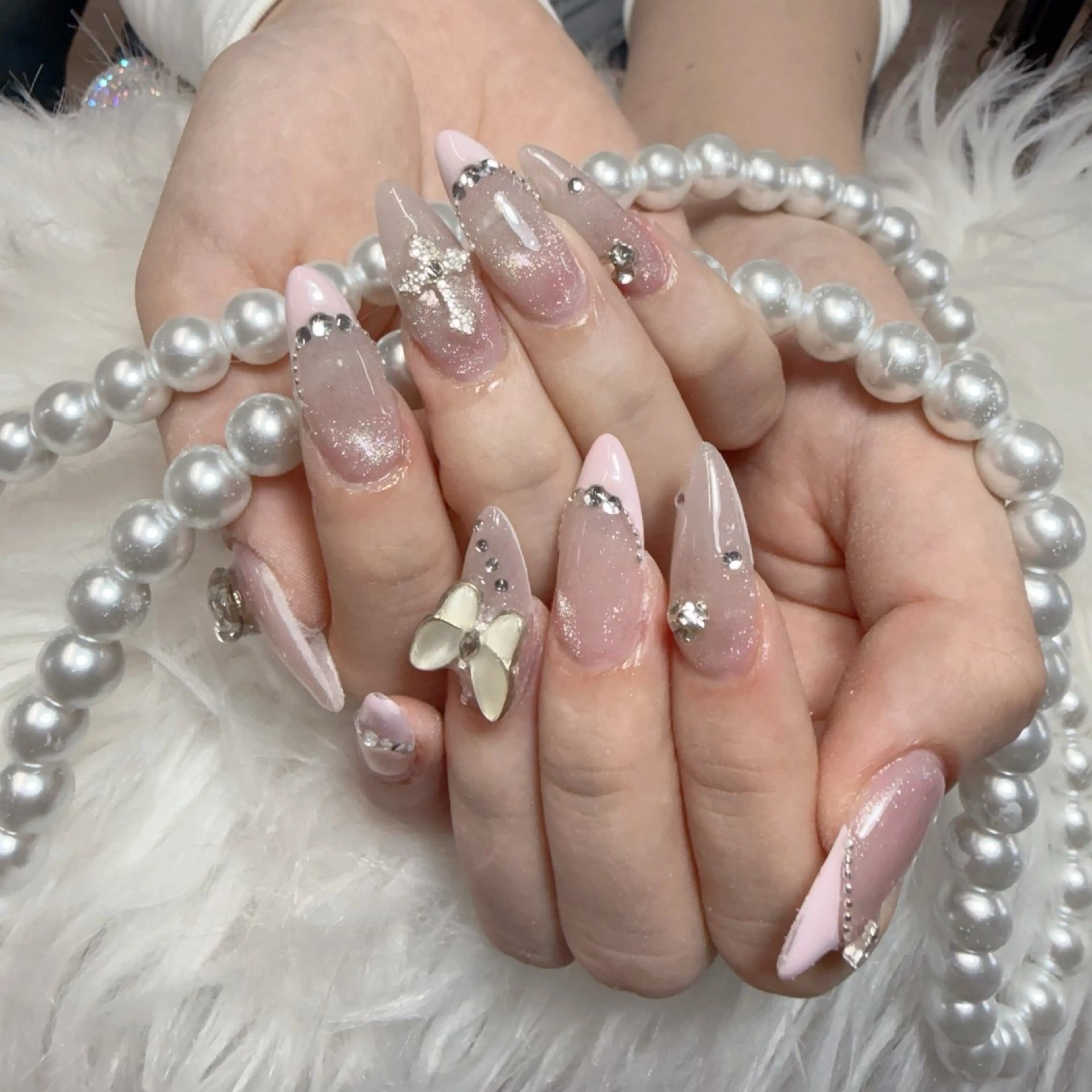 ネイル ハンドネイル 🎀nana🫧 ワンホンネイル🎀のネイルデザイン