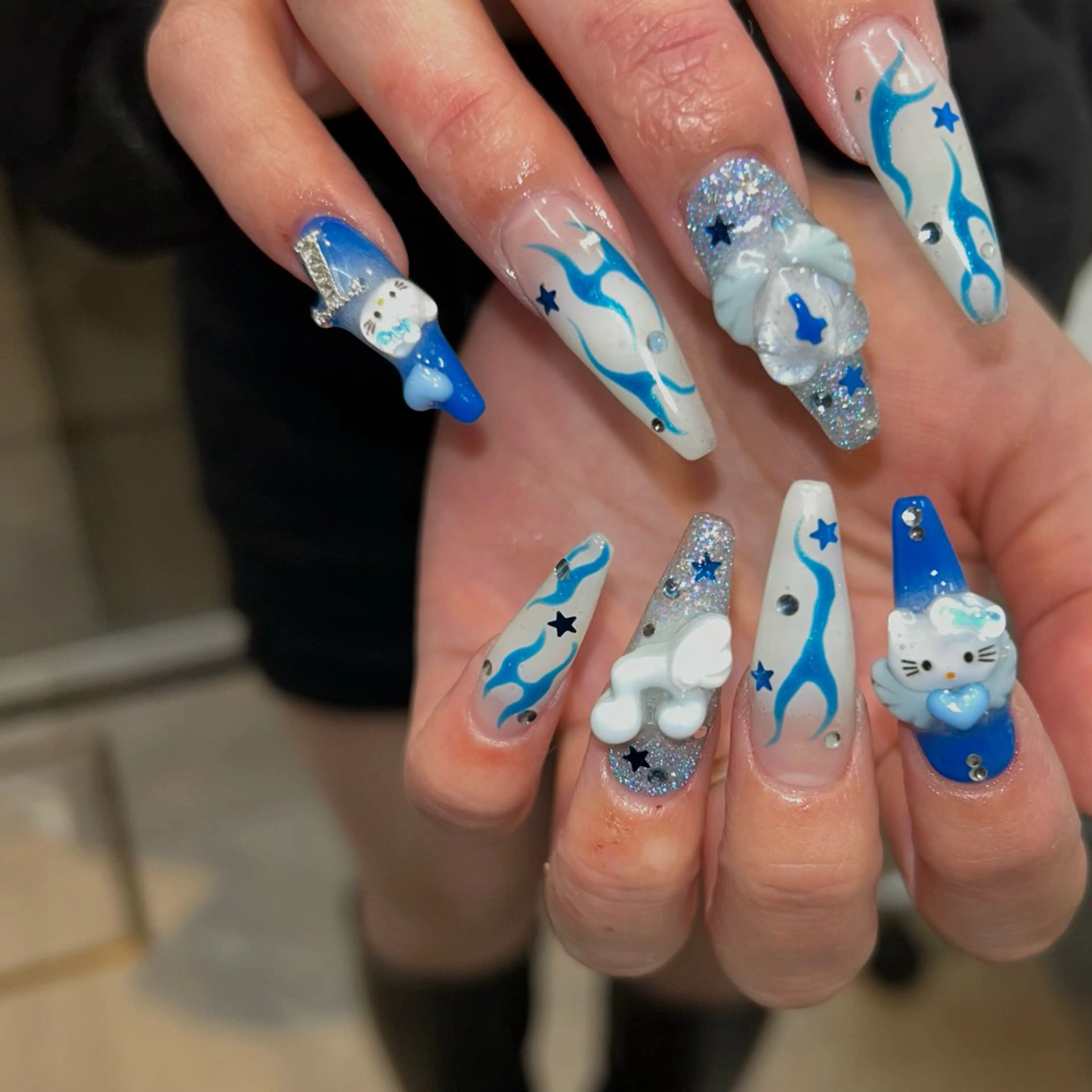 ネイル ブルー ハート ハンドネイル Balena nail所属・新宿🐋Balena nail/JURIのネイルデザイン