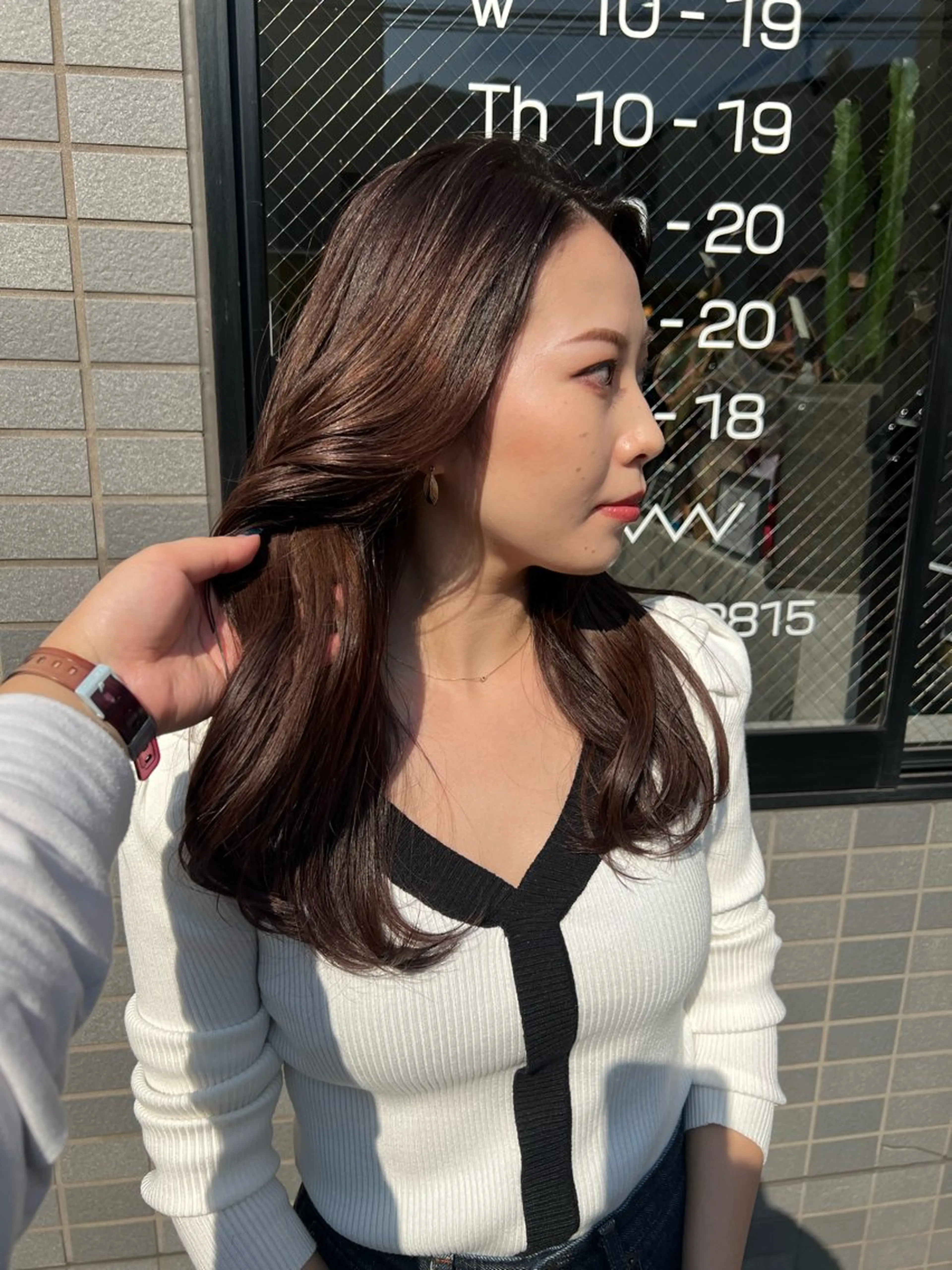 セミロング カラー ヘアカラー トリートメント (h)wim ウィムのヘアスタイル