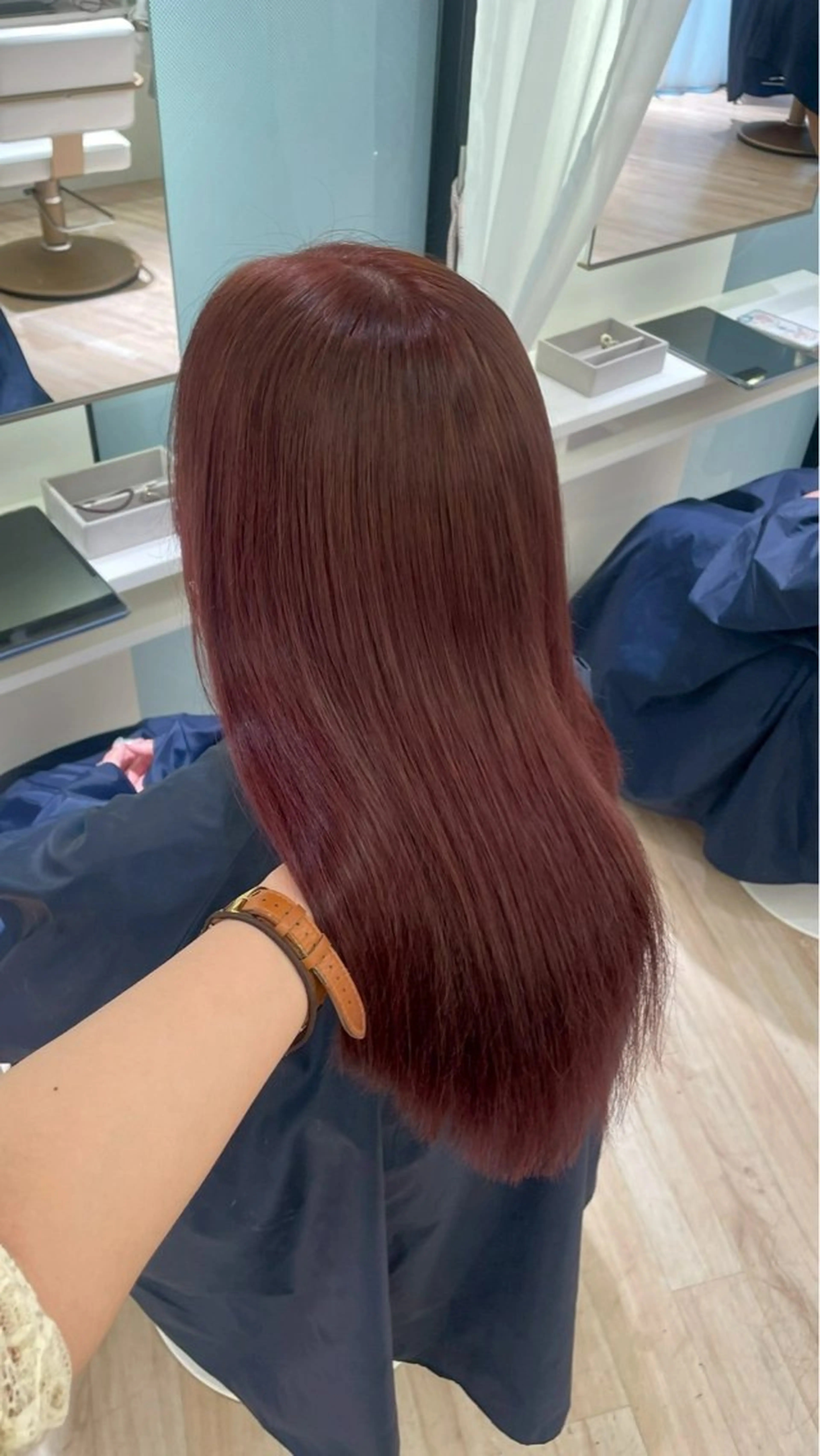 ロング カラー ParveMix 岡本えりかのヘアスタイル