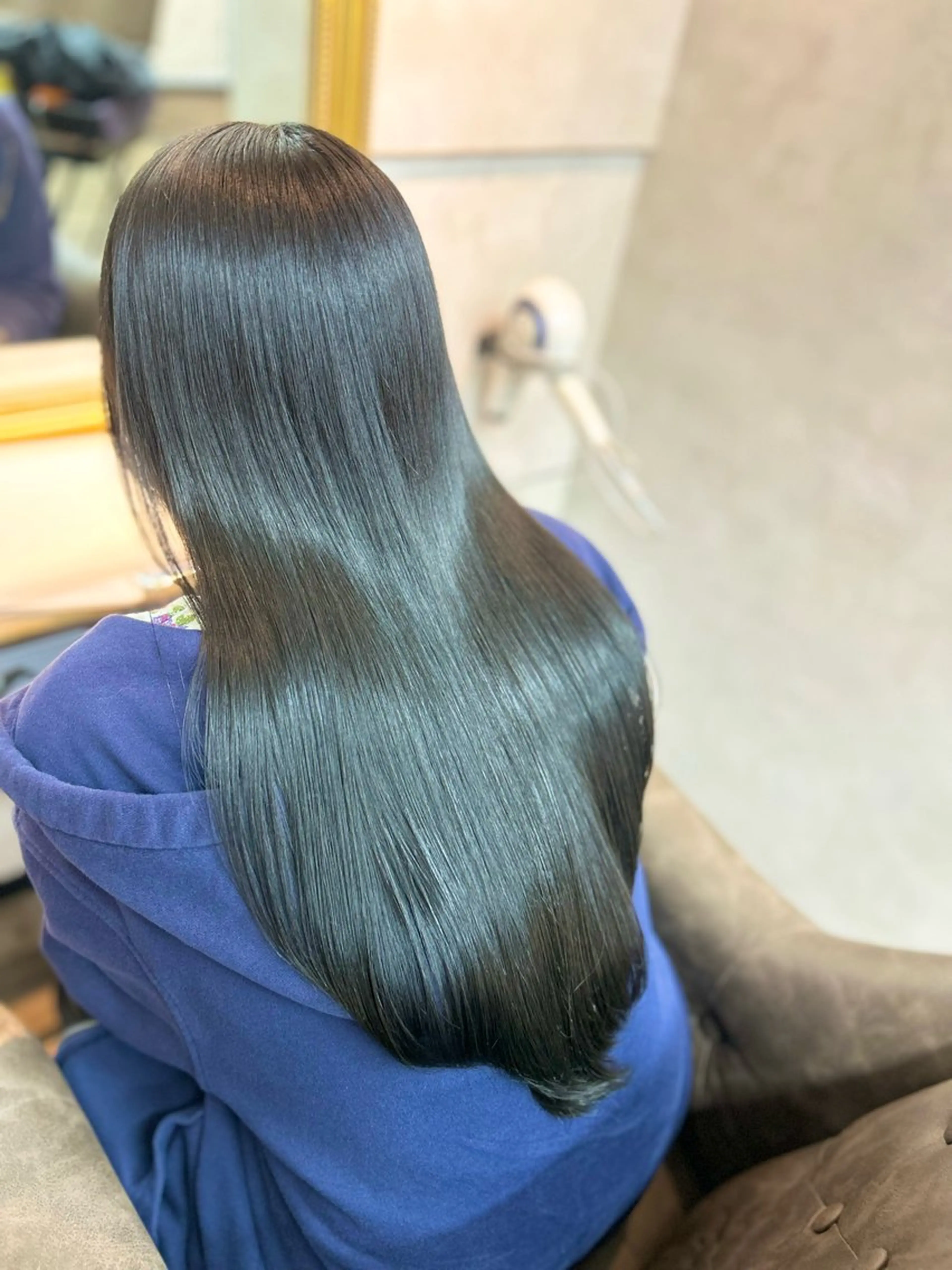 ロング ヘアカラー トリートメント 🌼髪質整形🧸 艶カラー🌼珠理のヘアスタイル