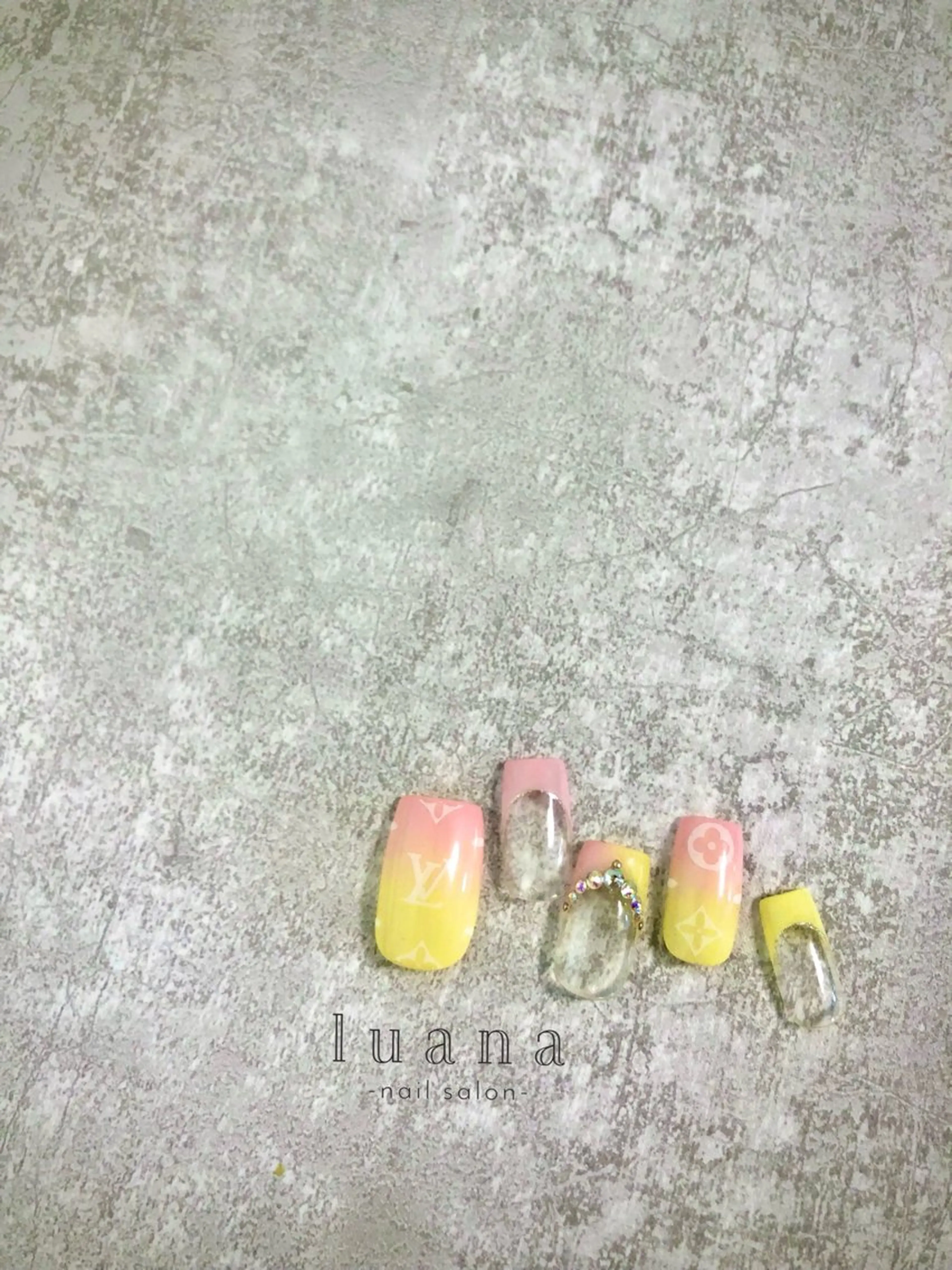 ネイル luana ネイルサロンのネイルデザイン