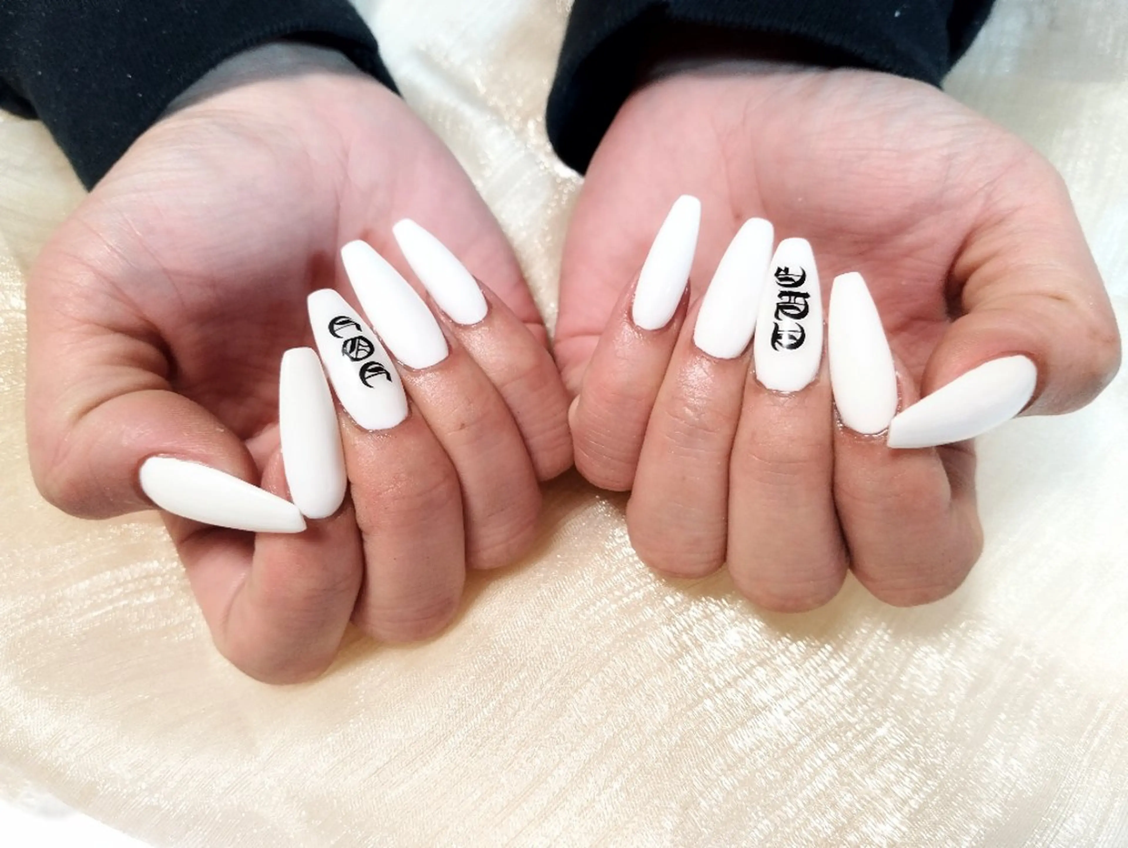 ネイル ワンカラーネイル ネイルチップ ハンドネイル ハンドケア ＤI'A ネイルサロンのネイルデザイン