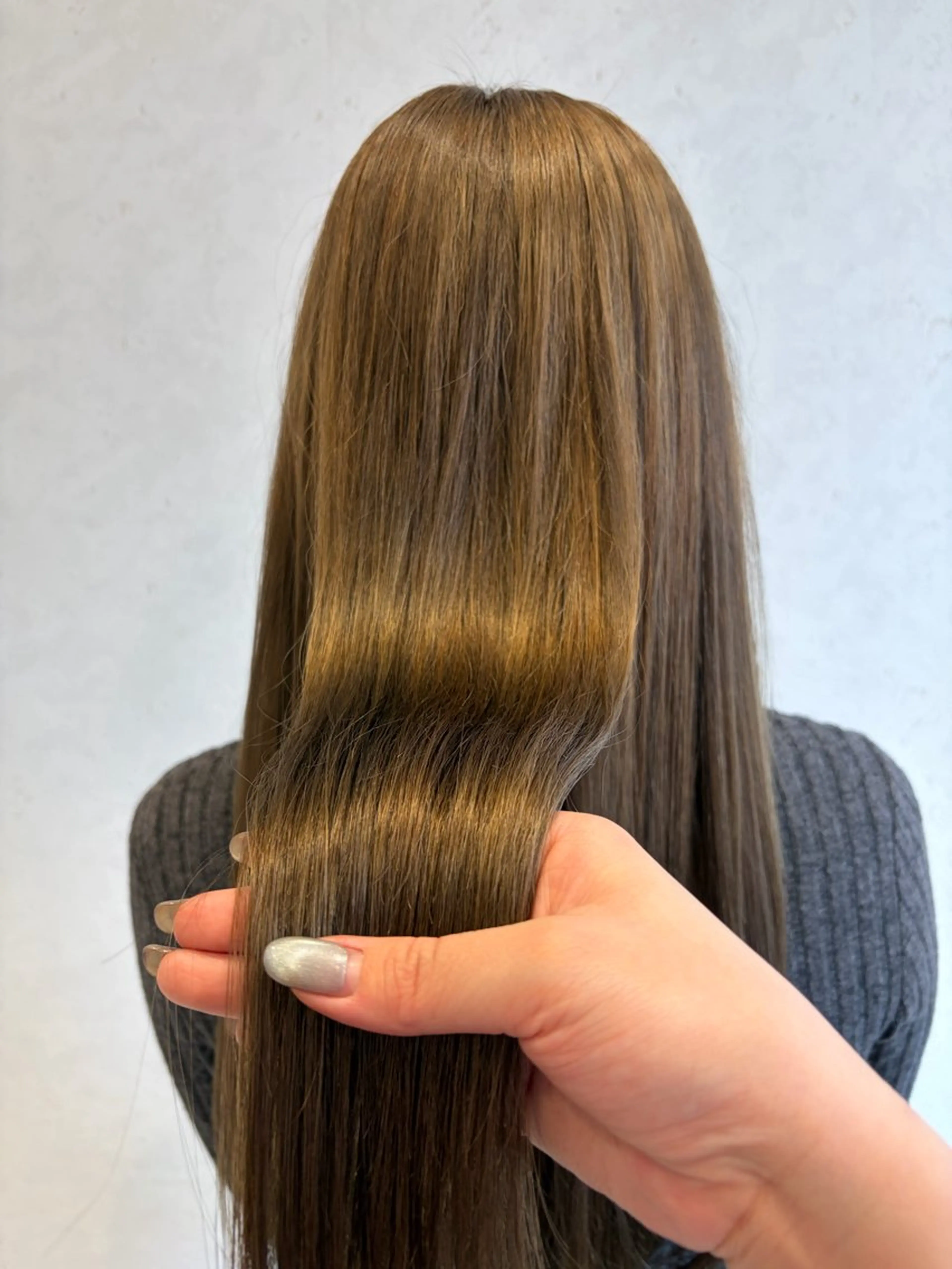 ロング ヘアカラー LuLu maoのヘアスタイル