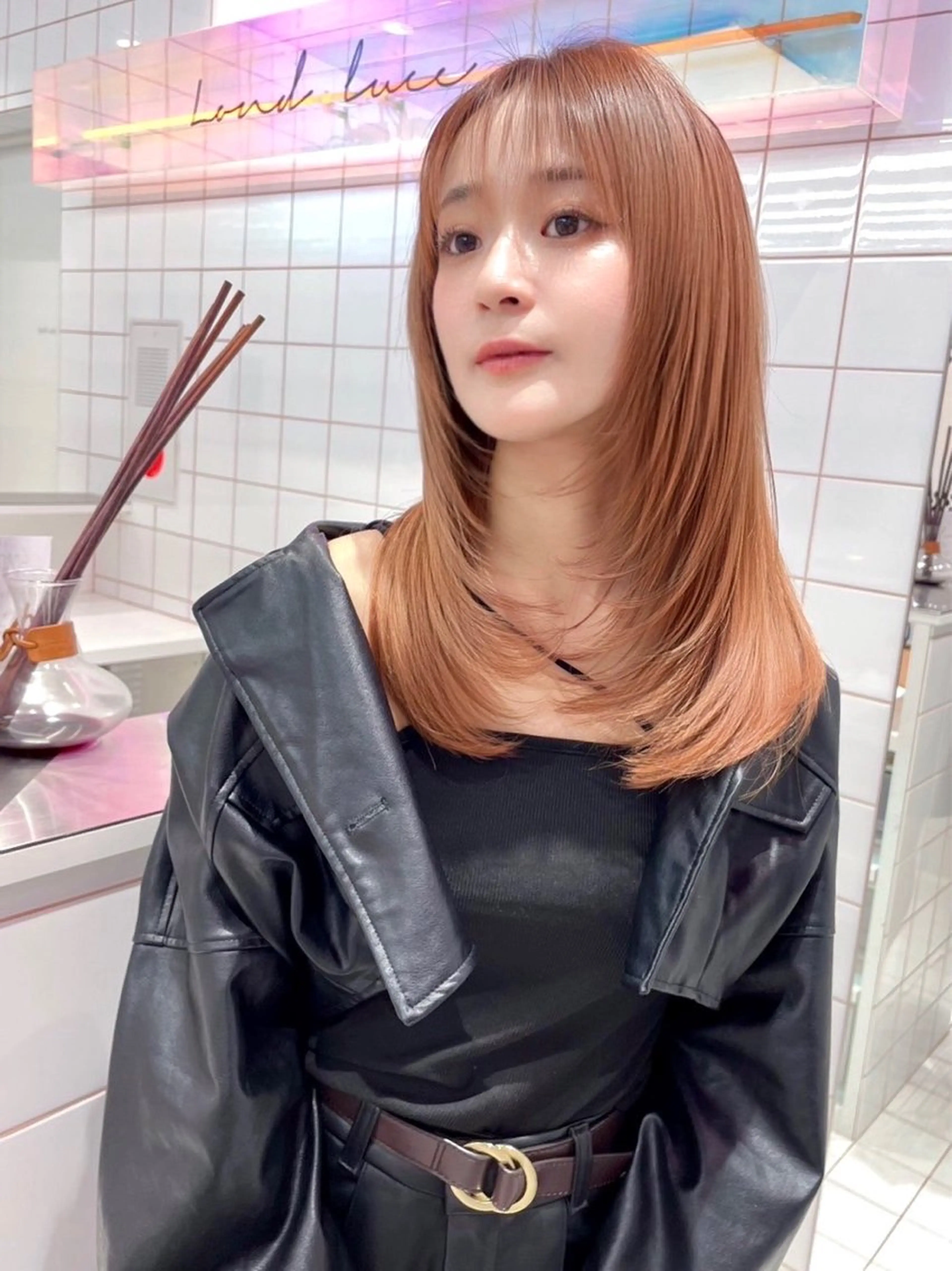 ロング ブリーチなし 透明感カラー/艶髪のヘアスタイル