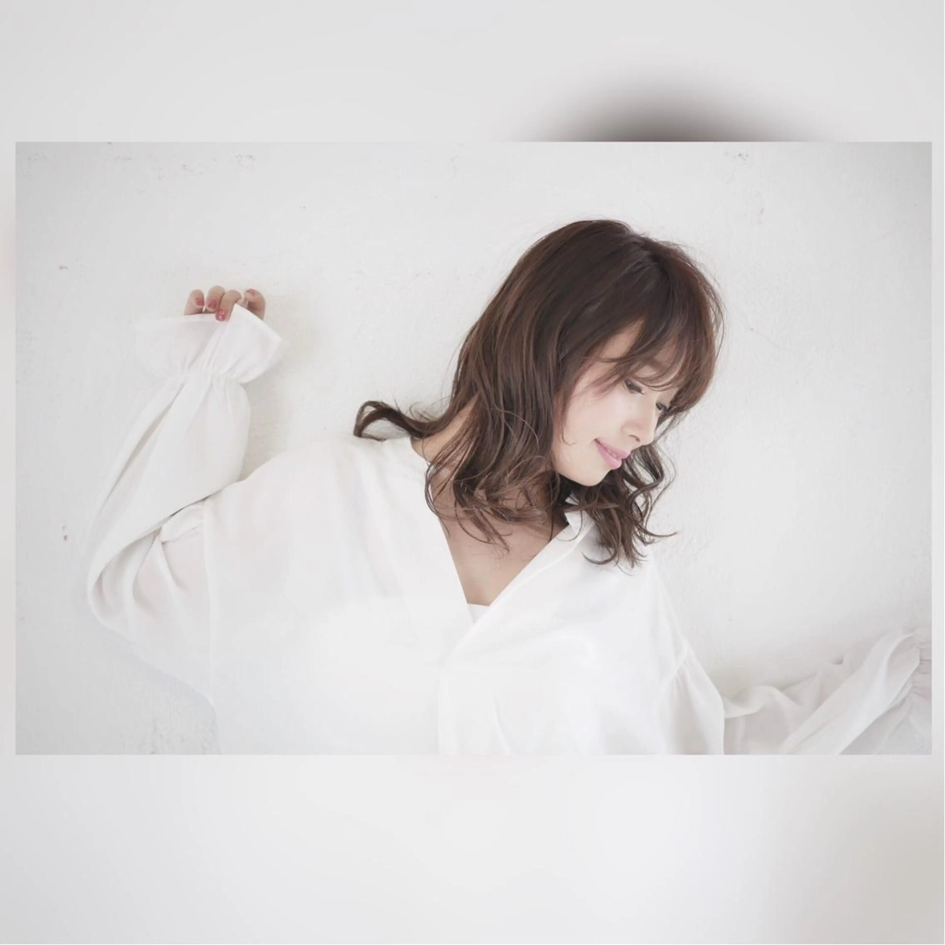 ミディアム 圧倒的美髪ストレート ツダケイタロウのヘアスタイル