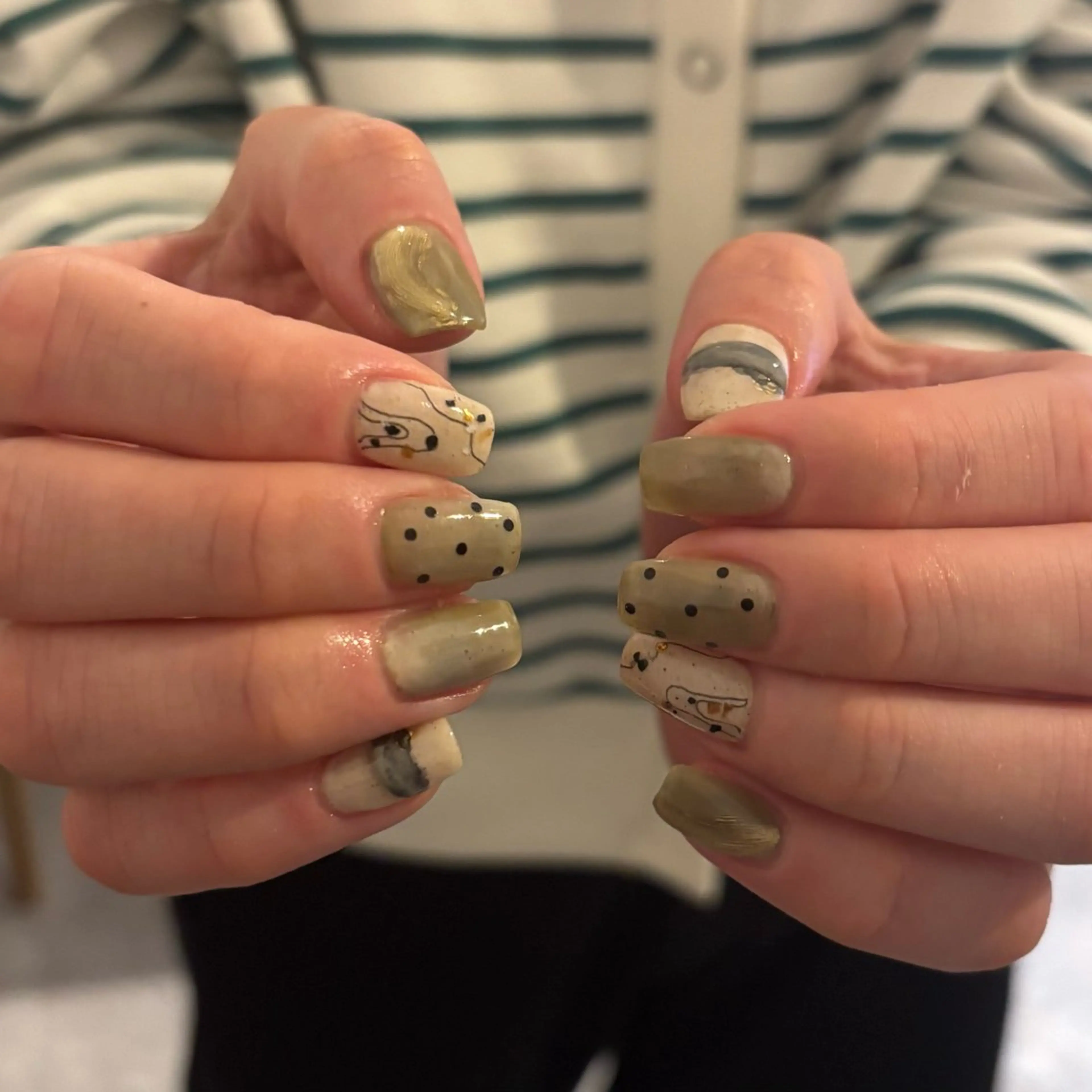 ネイル ハンドネイル Noël 新宿南口 Hanaのネイルデザイン