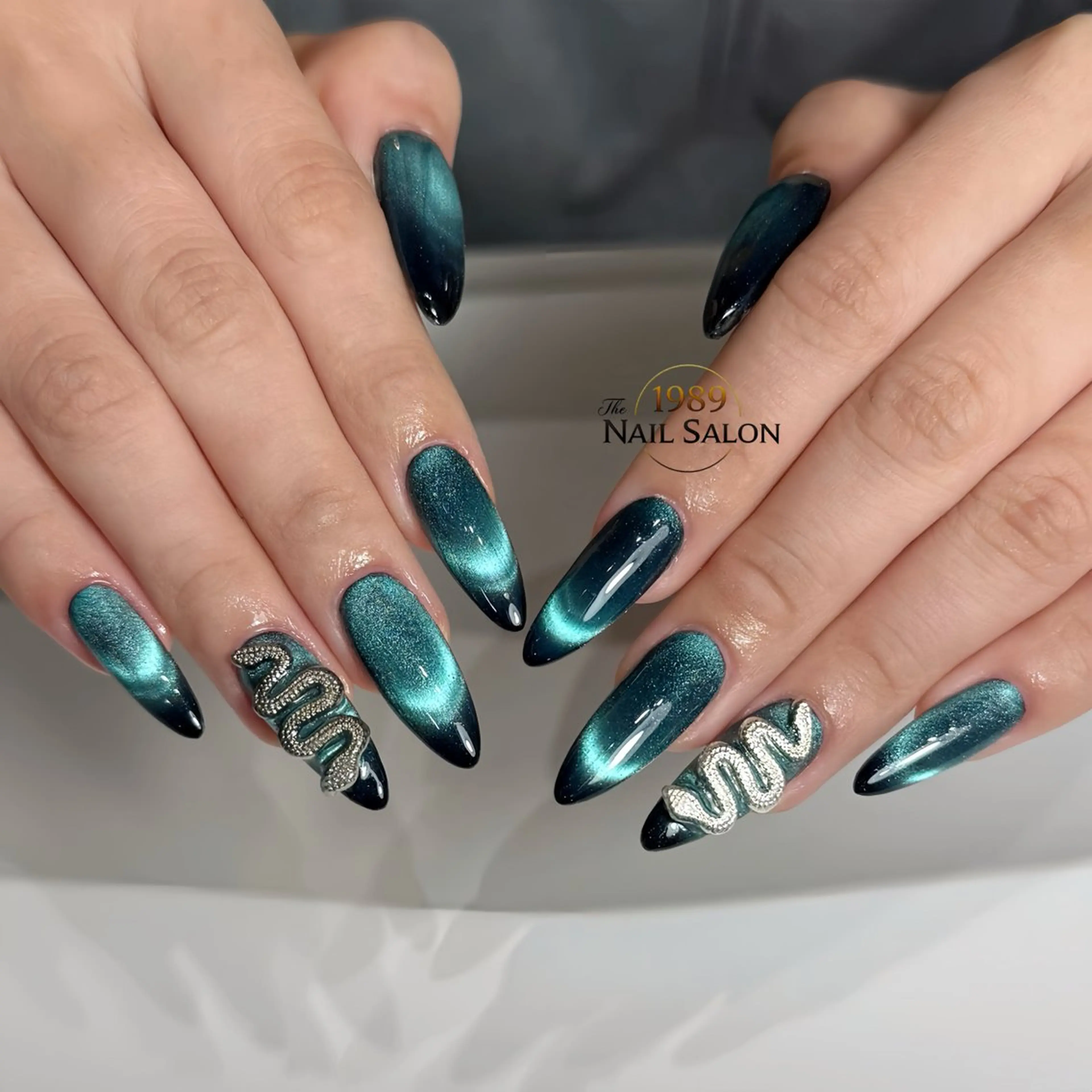 ネイル ハンドネイル The 1989 Nail Salonのネイルデザイン