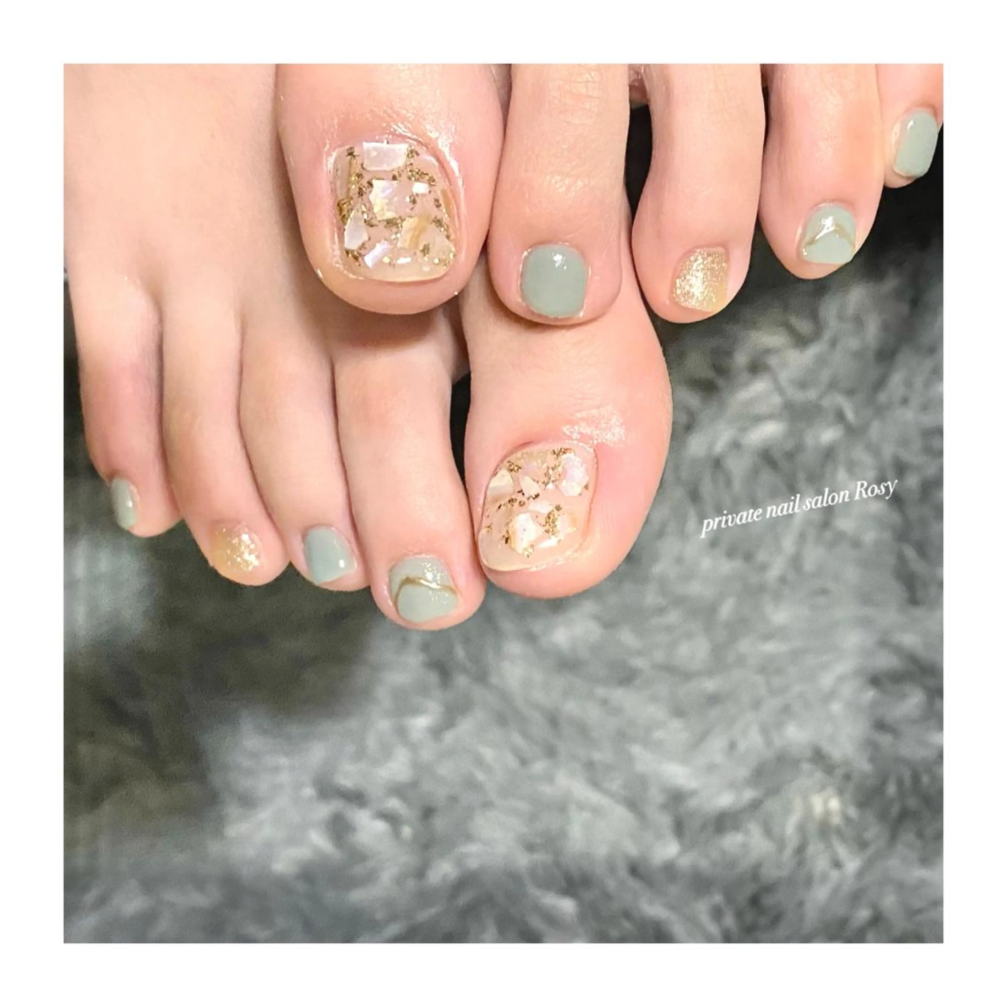 ネイル 🌹 𝕄𝕒𝕚のネイルデザイン