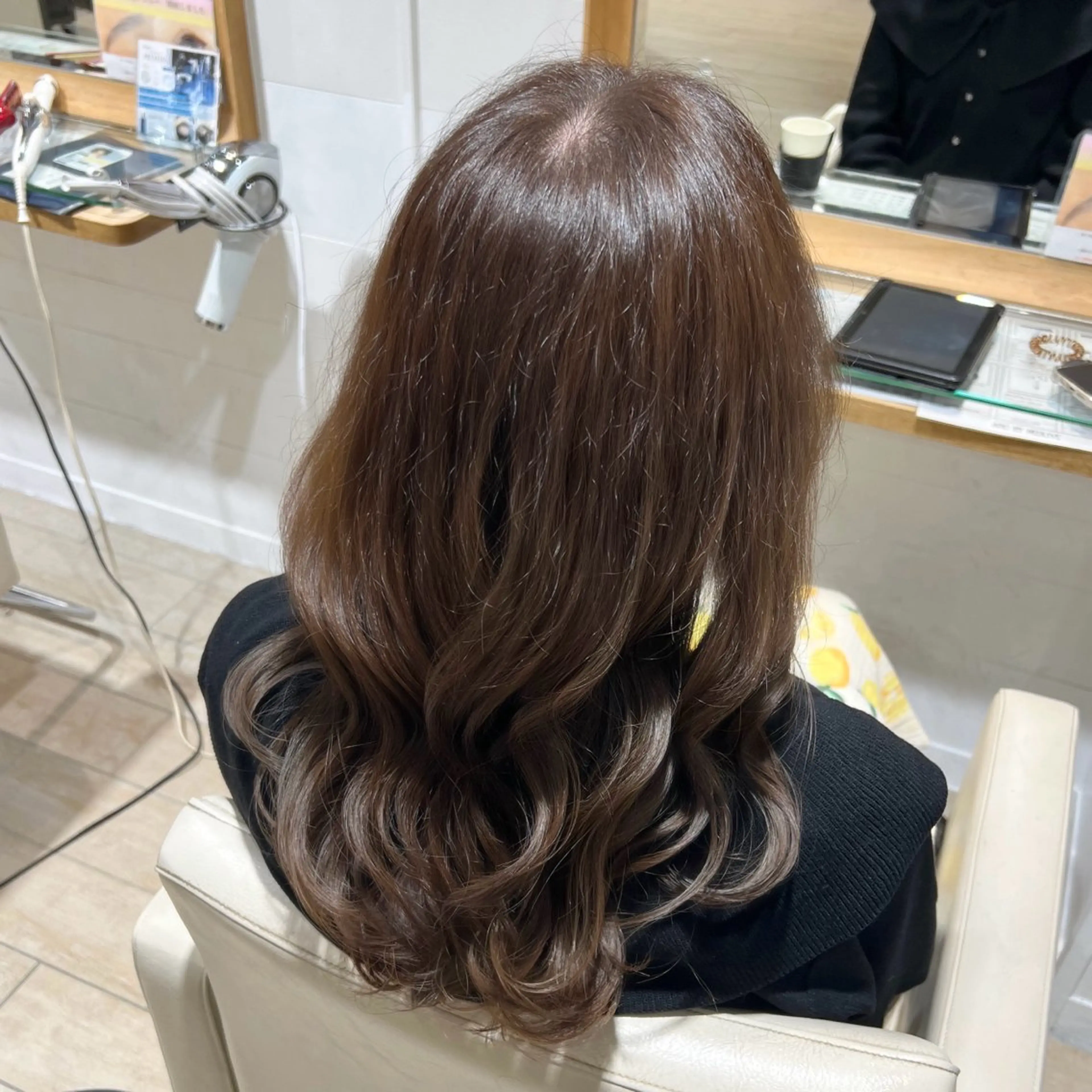 セミロング カラー ブリーチ ブリーチなしカラー ヘアカラー モデル募集 セイノチヒロのヘアスタイル