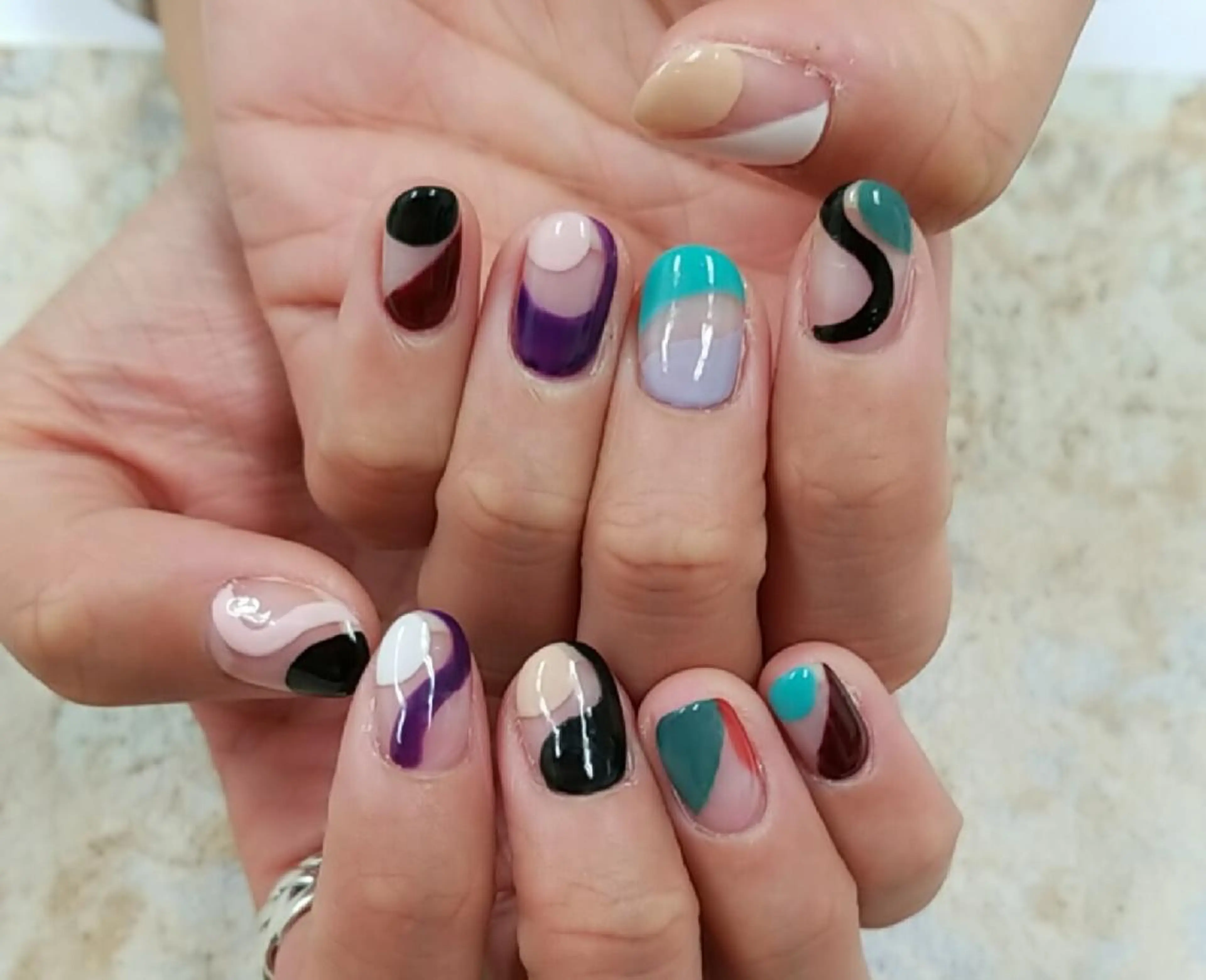 ネイル アートネイル ジェルネイル 持ち込み ニュアンスネイル パラジェル 河野ちえ (雑誌掲載サロン)のネイルデザイン