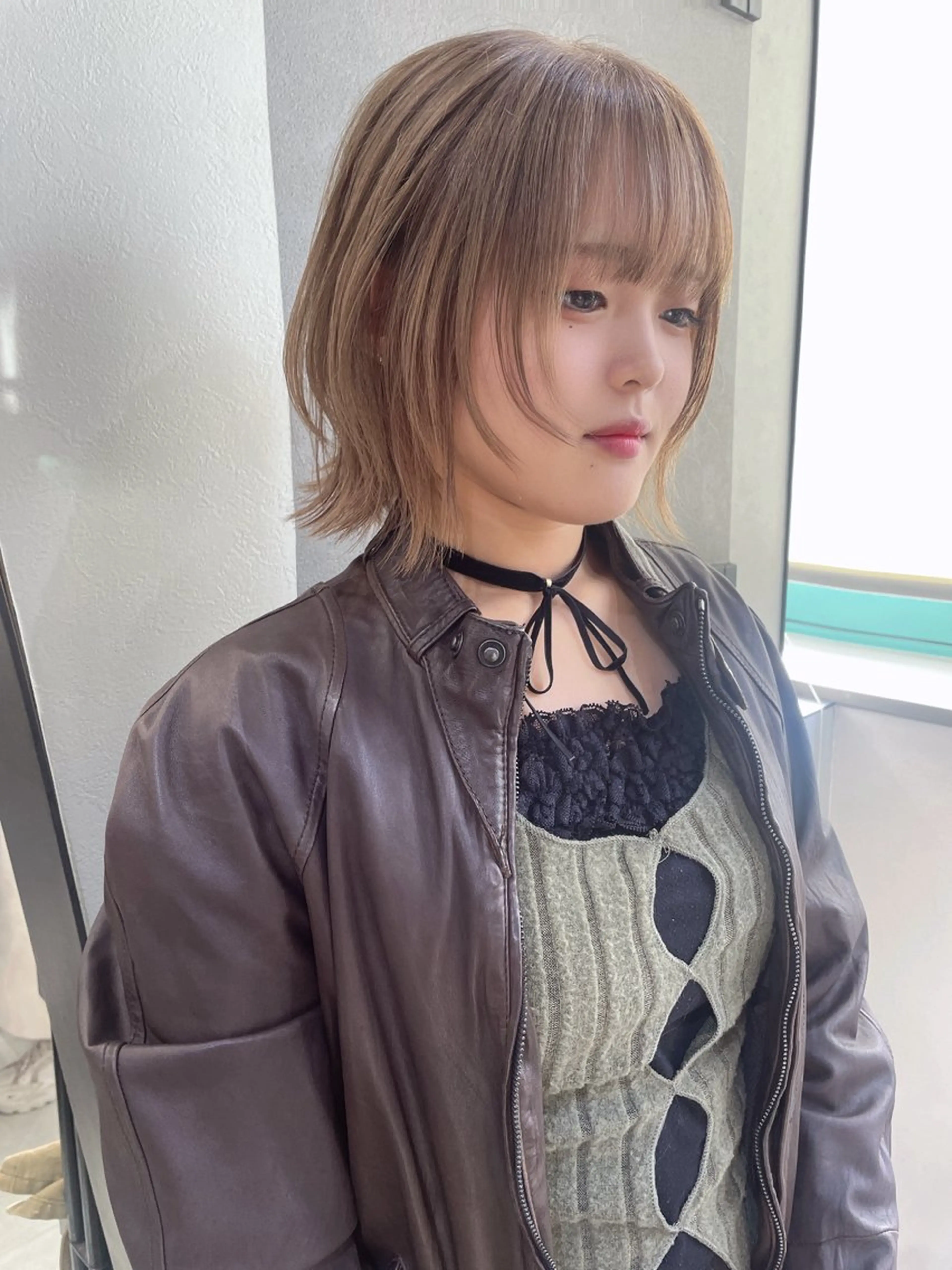 ショート 顔まわりレイヤー 顔周りカット レイヤーカット AIRI layer cut hairのヘアスタイル