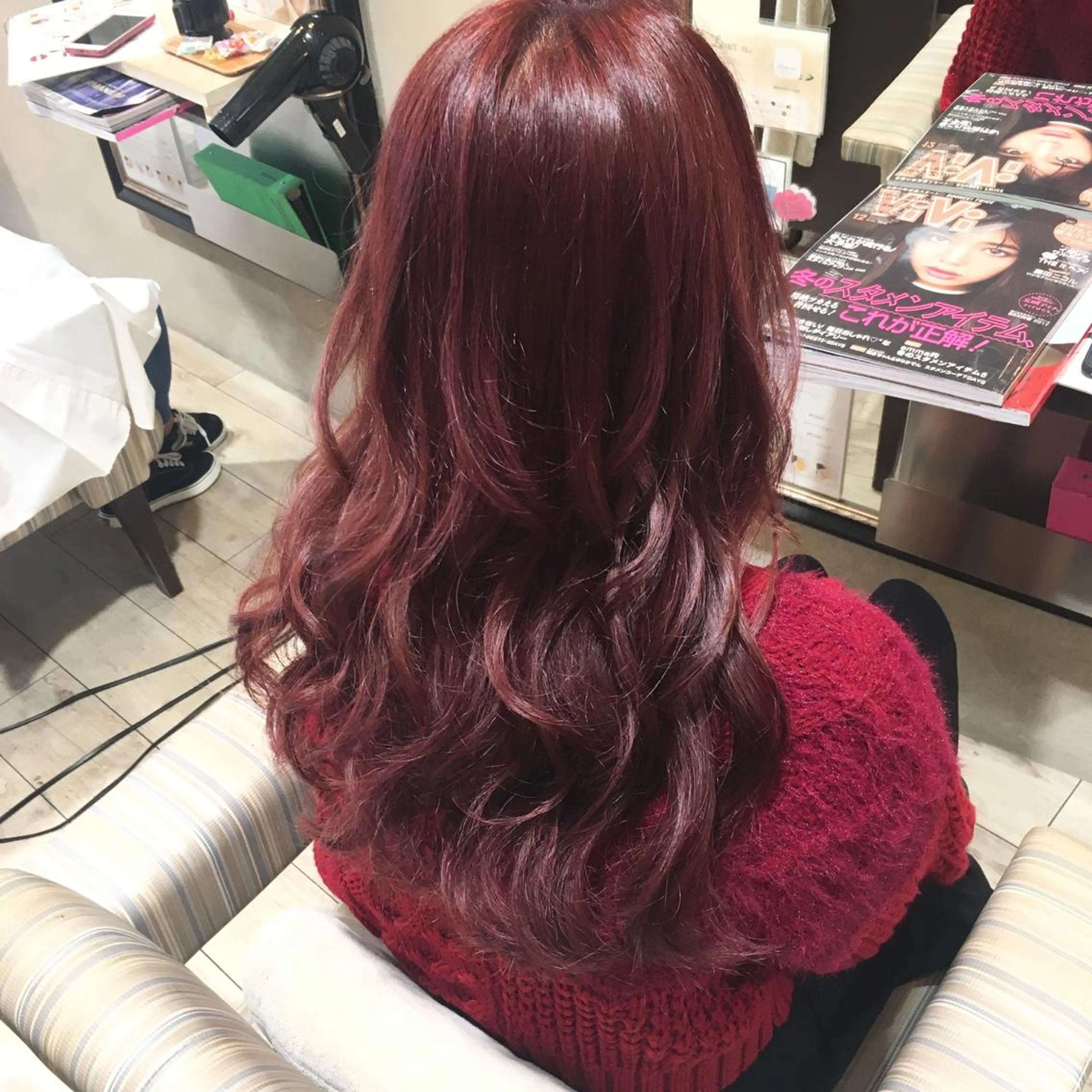 セミロング カラー アッシュ ブリーチ 透明感カラー ダブルカラー グラデーションカラー Dolce　梅田所属・城領 直輝のヘアスタイル