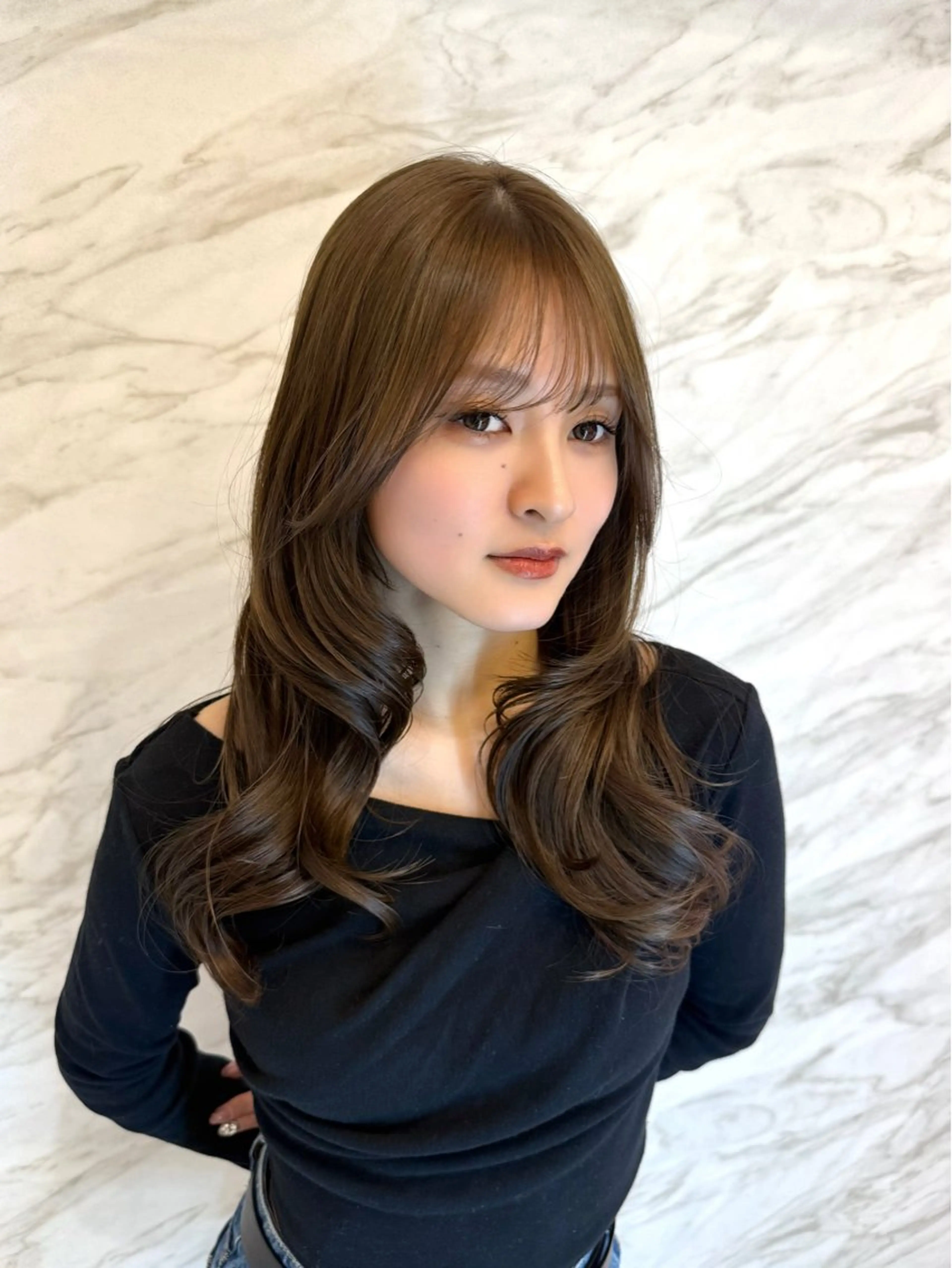 ロング キッズ 韓国風ヘア カット ヘアカラー トリートメント 韓国ヘア/艶髪/ 透明感カラー/つぐみのヘアスタイル