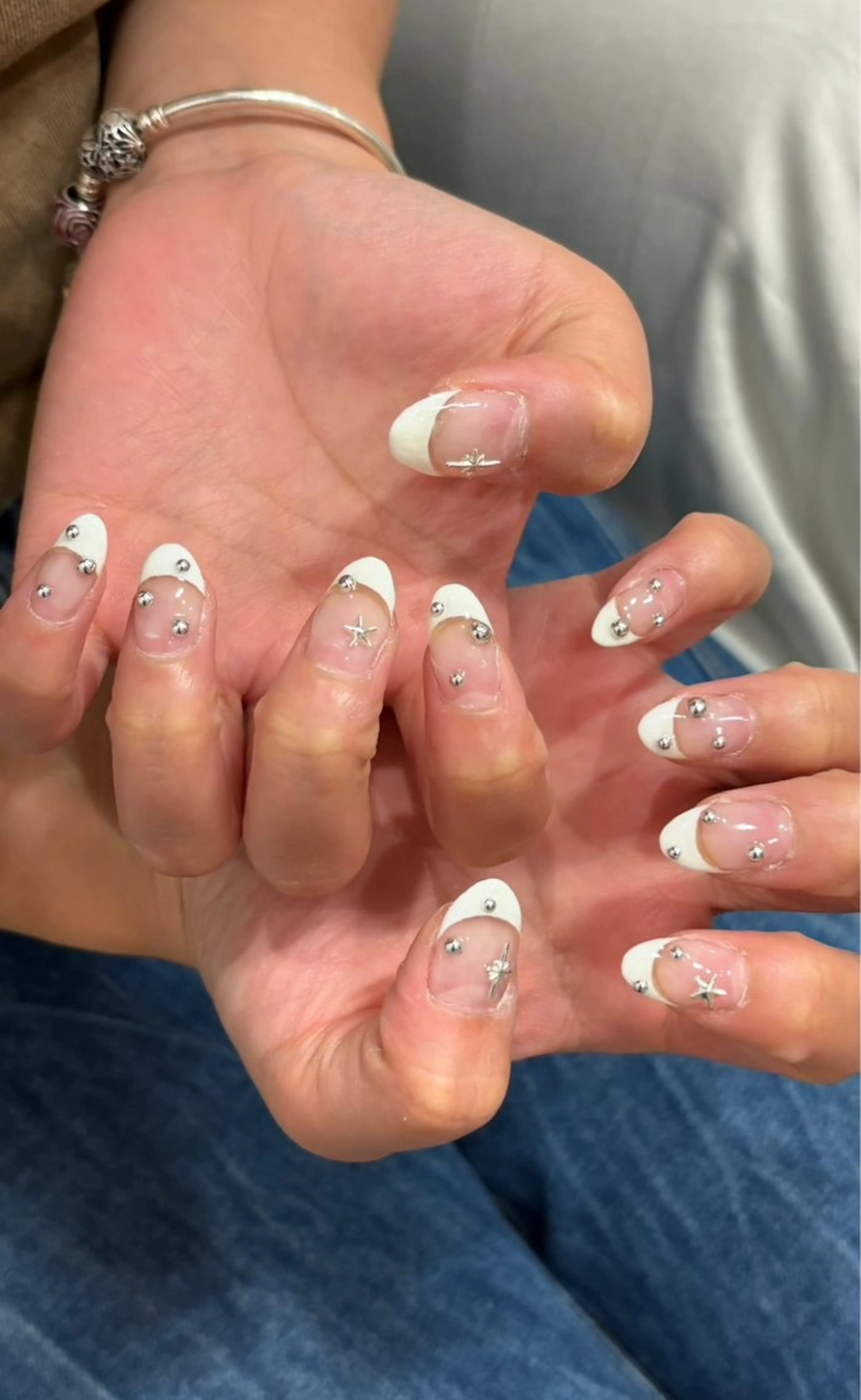 ネイル フレンチネイル meRK manamiのマツエク・マツパデザイン