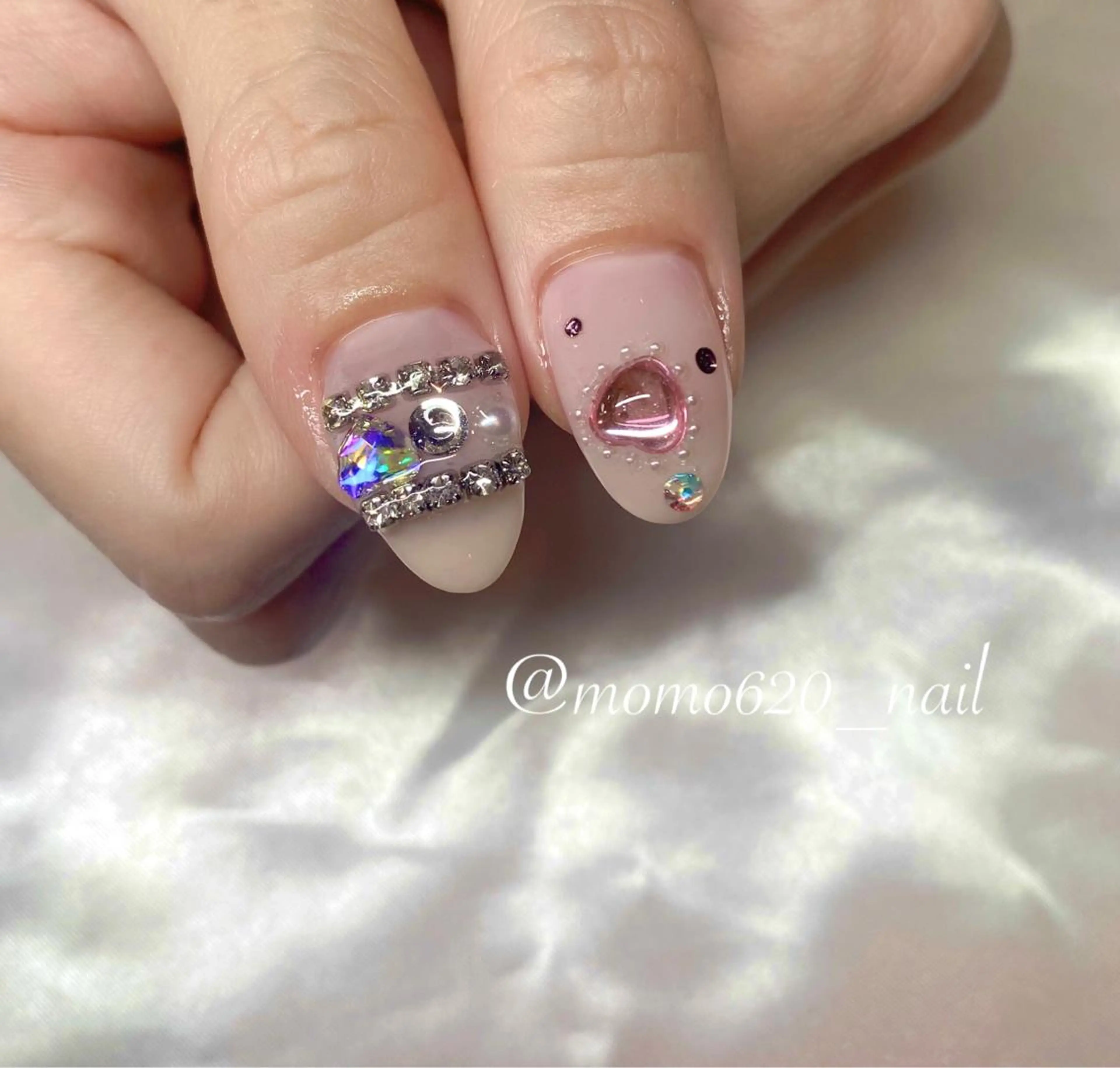 ネイル ピンク Nail salon Hemiy所属・momoka🤍 四ツ橋のネイルデザイン