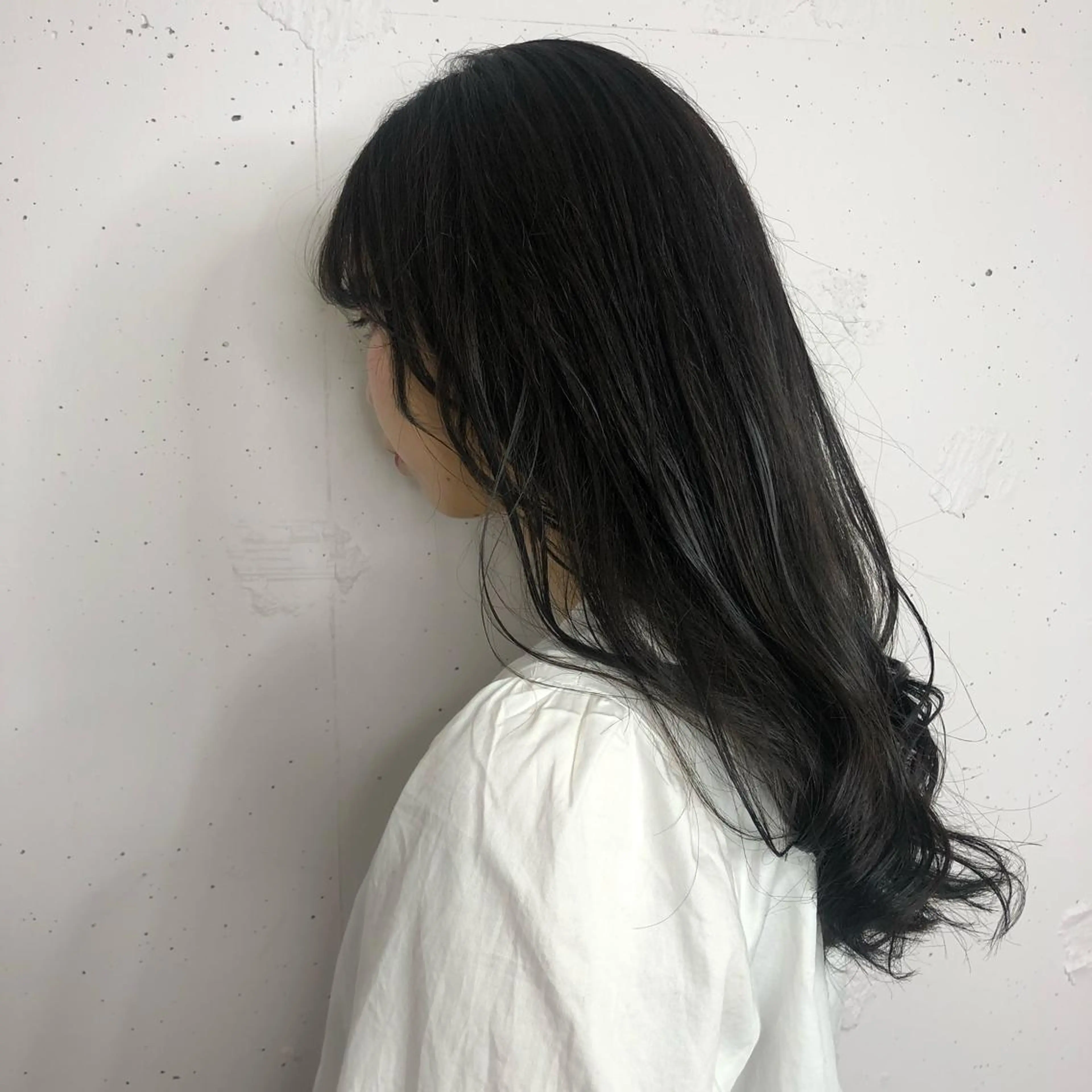 ロング 顔周りの垢抜けヘア 立山愛梨のヘアスタイル